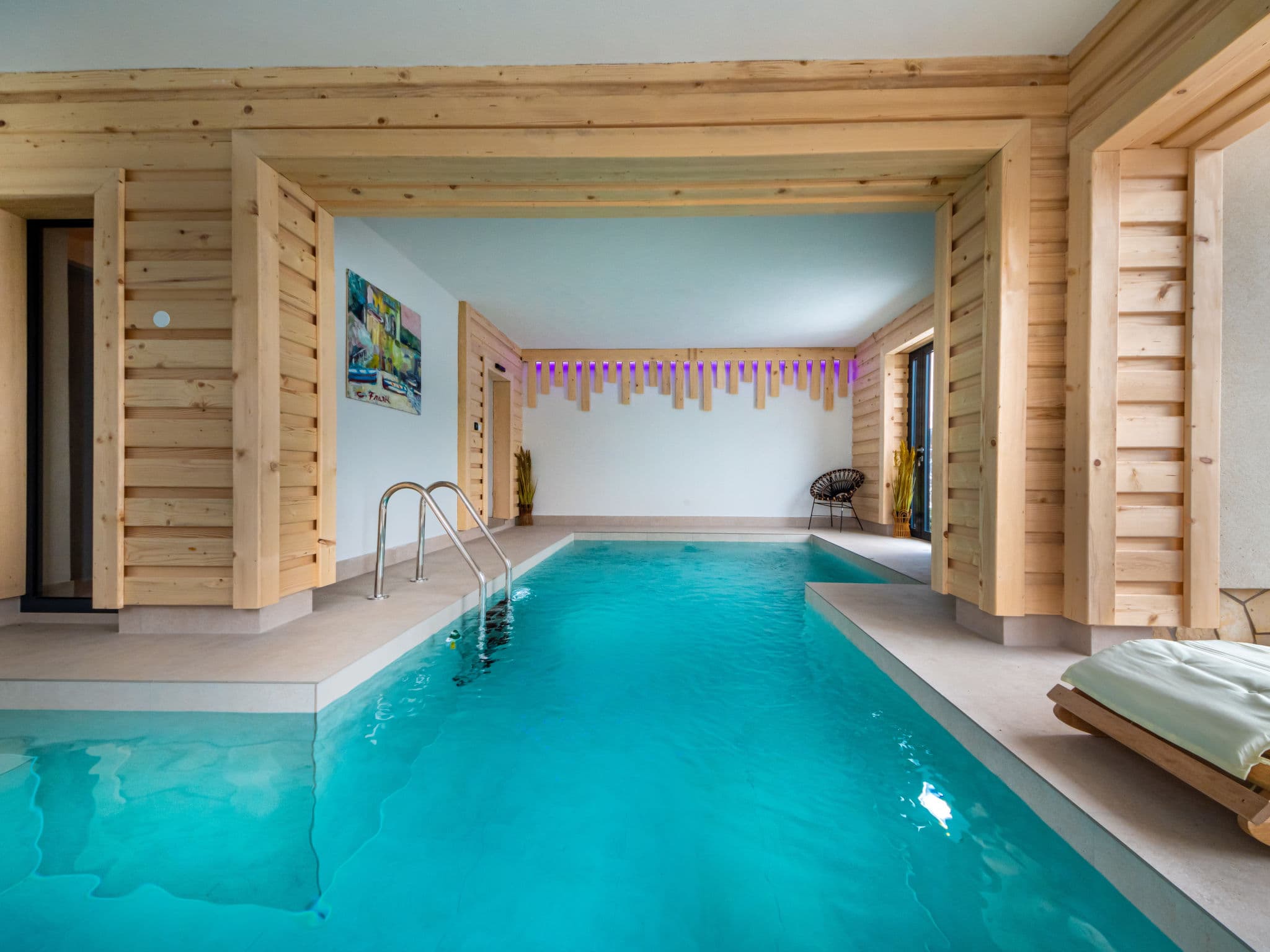 Pool Indoor