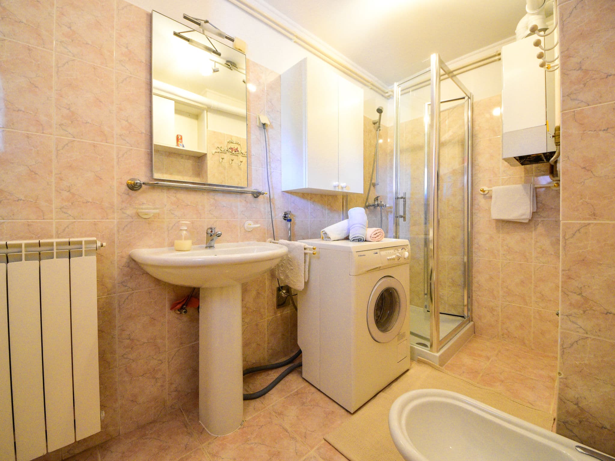 Bathroom / Wellness