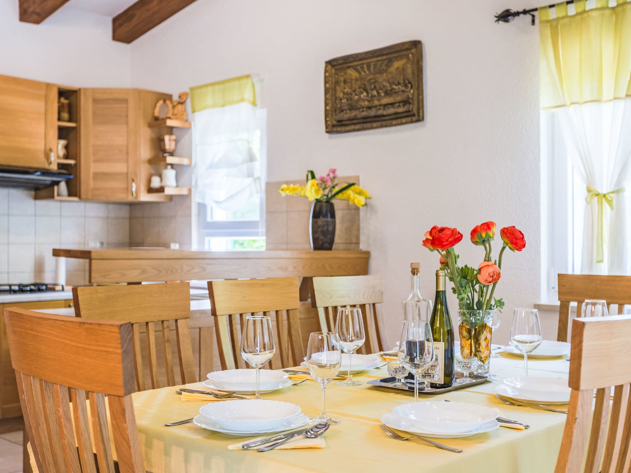 Kitchen / Dining Room