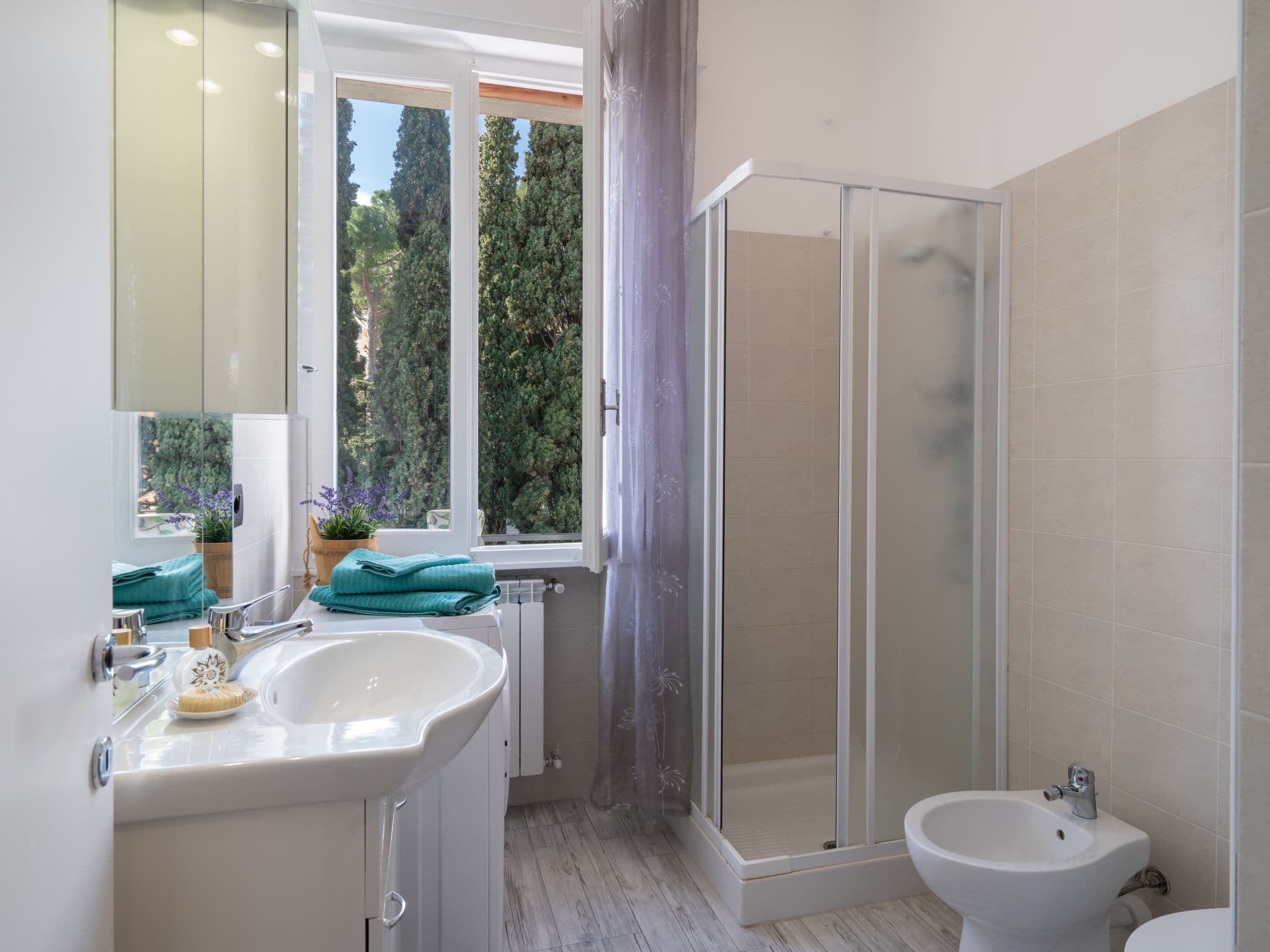 Bathroom / Wellness