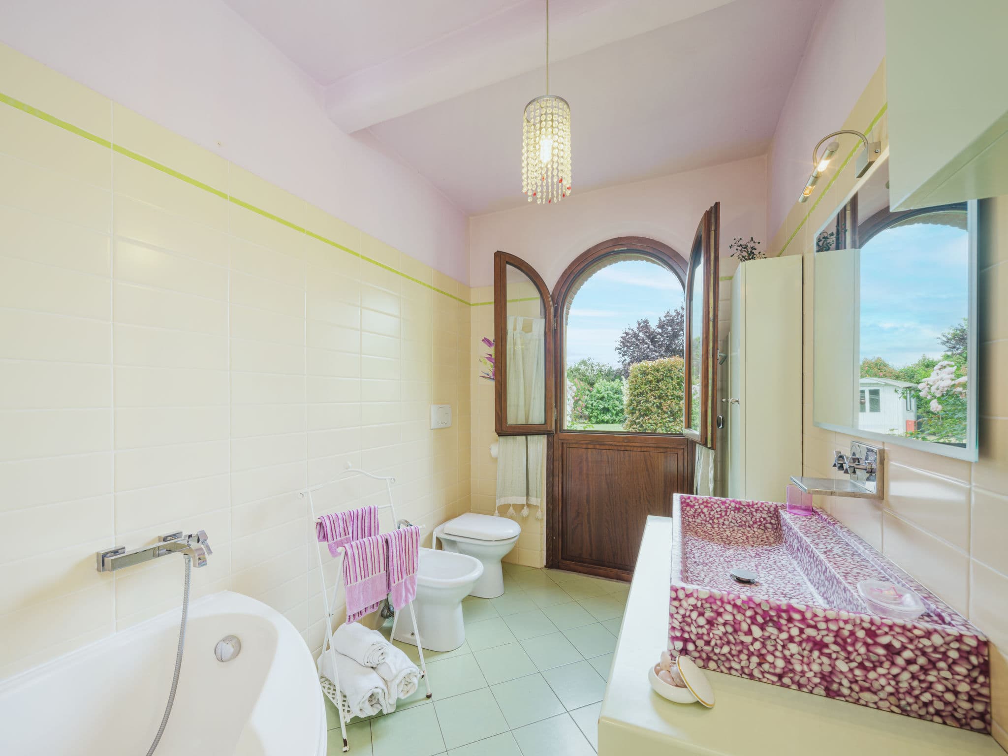 Bathroom / Wellness