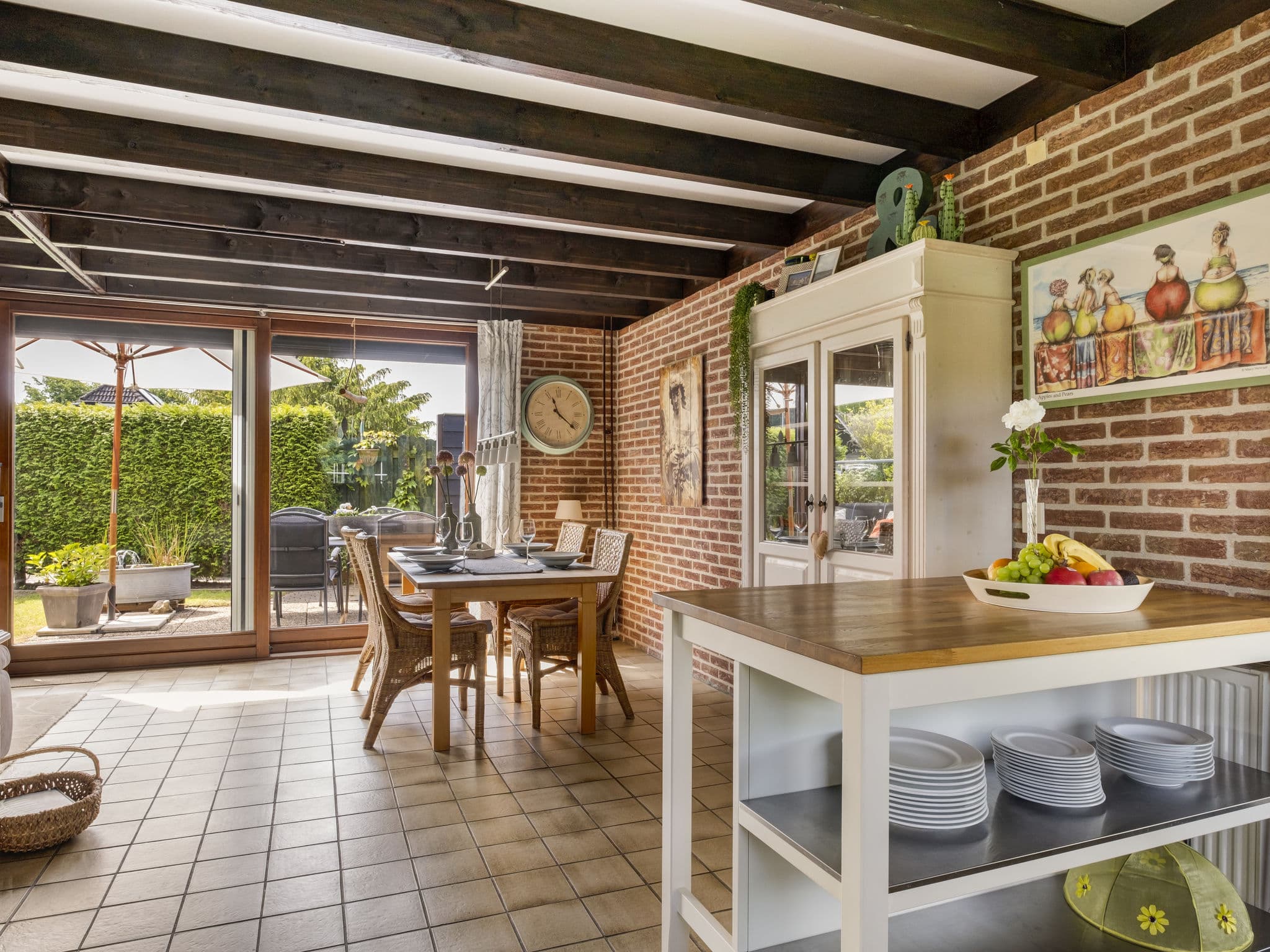 Kitchen / Dining Room