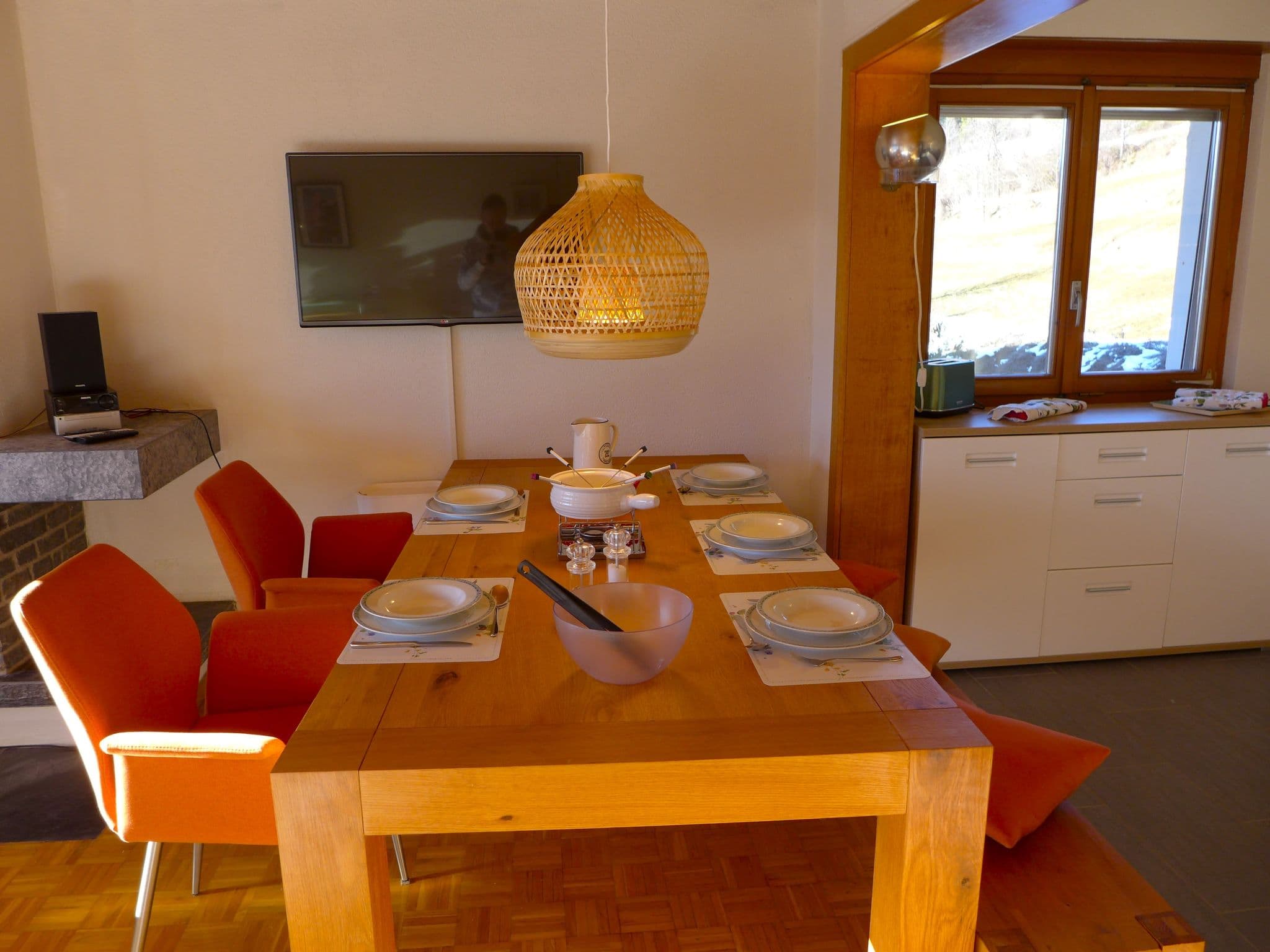 Kitchen / Dining Room