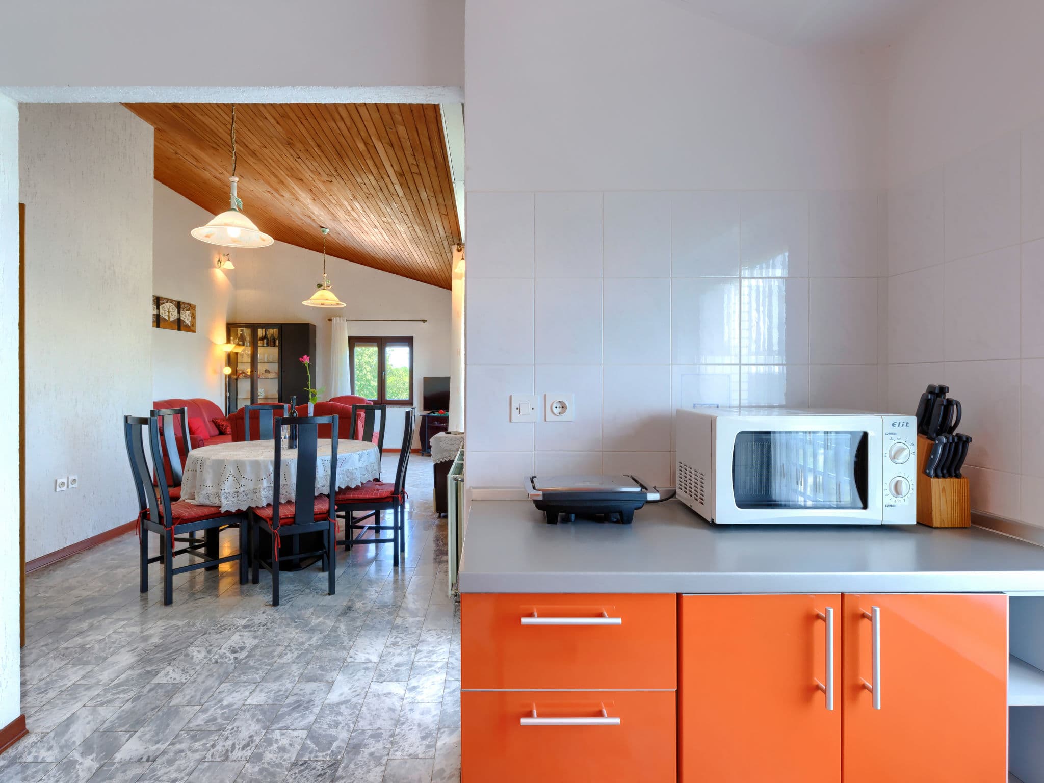 Kitchen / Dining Room