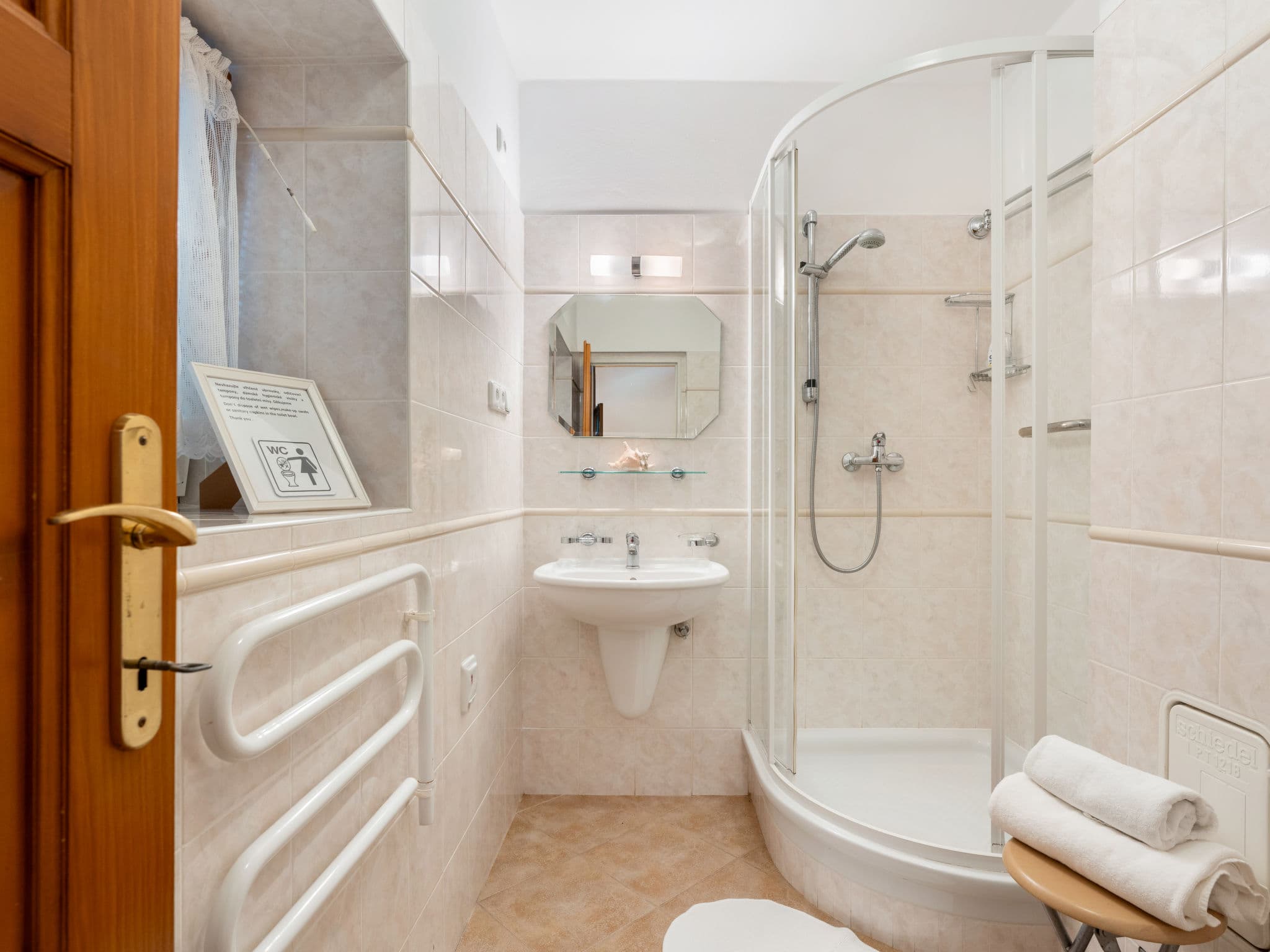 Bathroom / Wellness