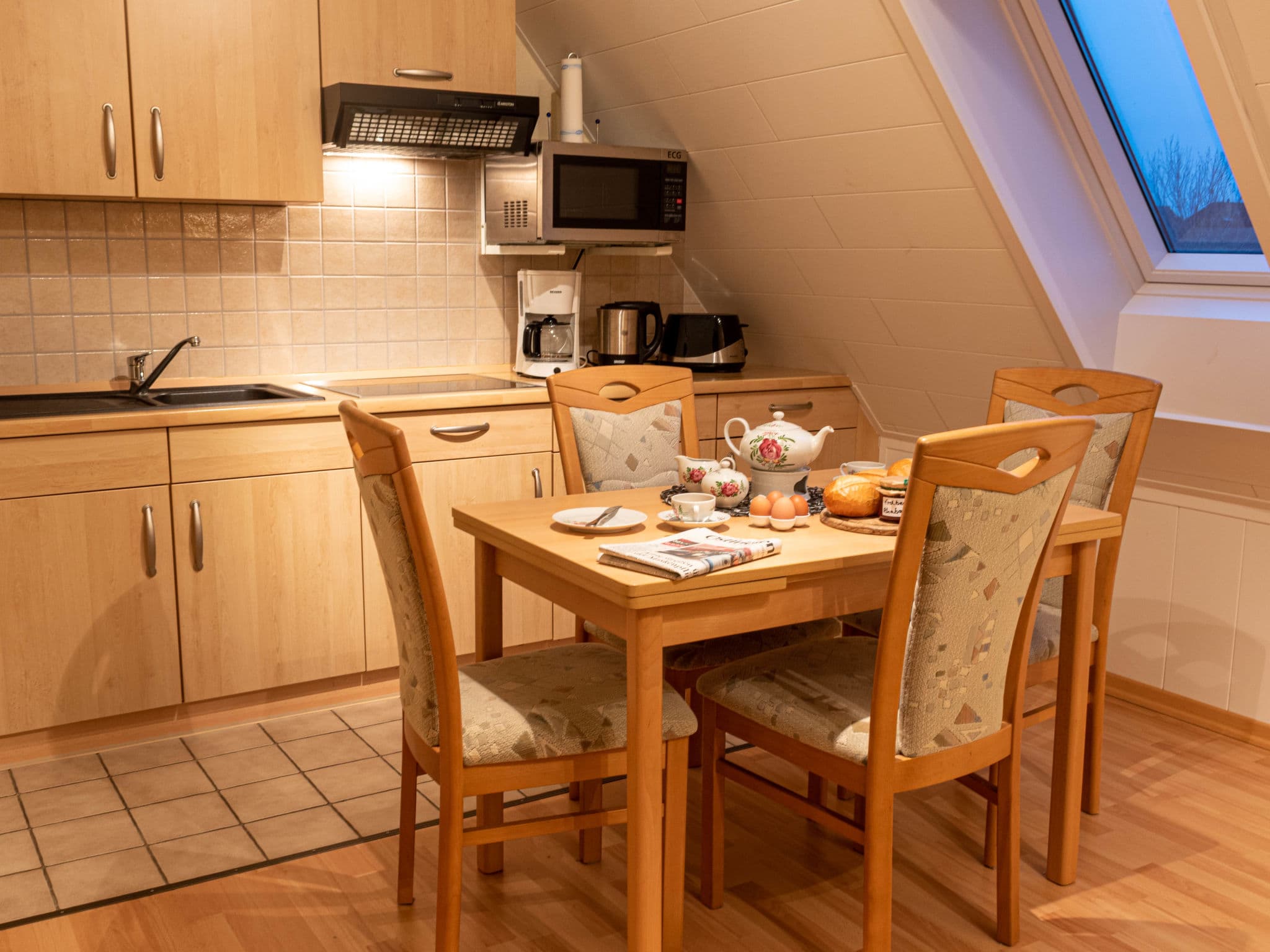 Kitchen / Dining Room
