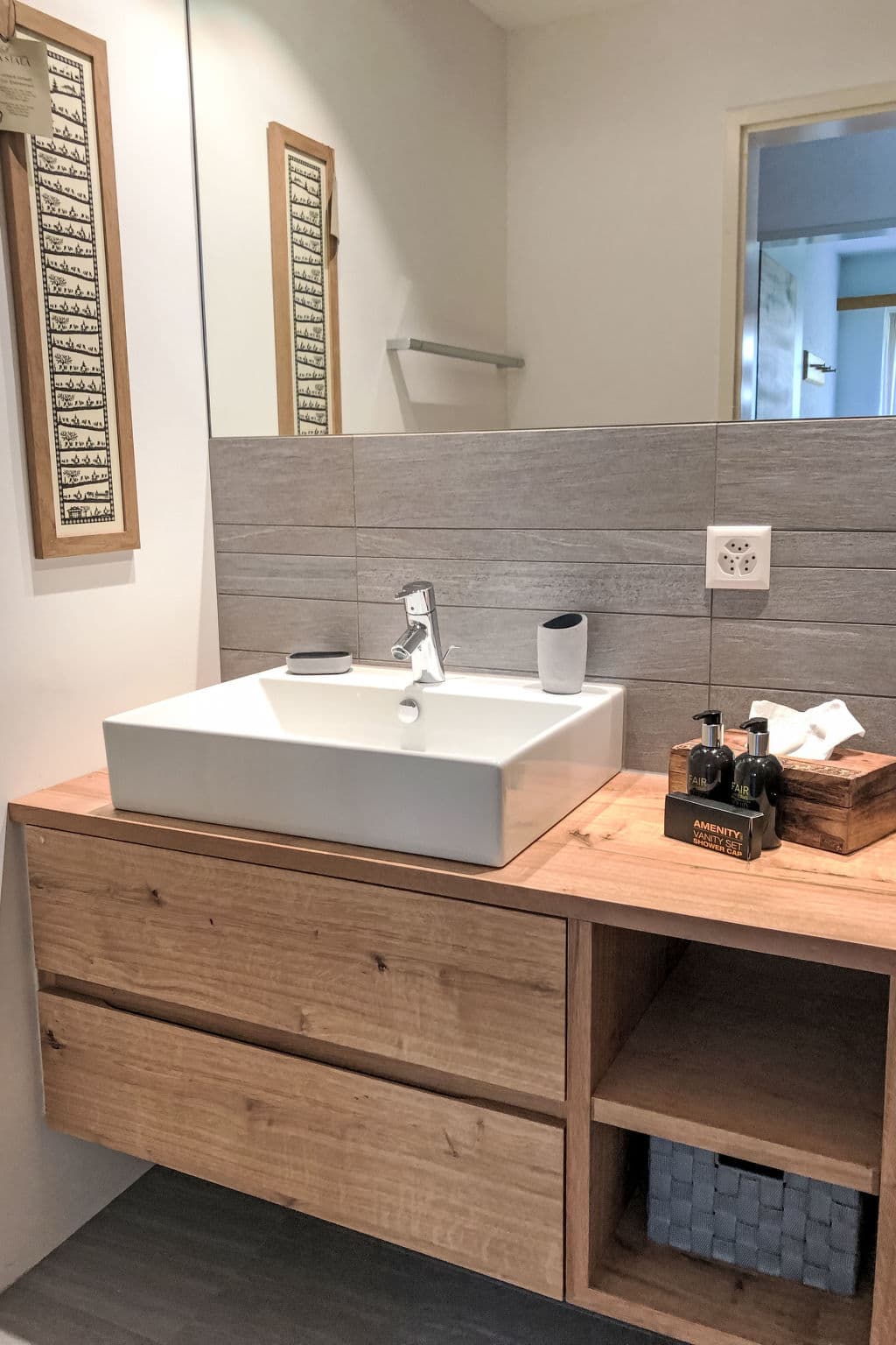 Bathroom / Wellness
