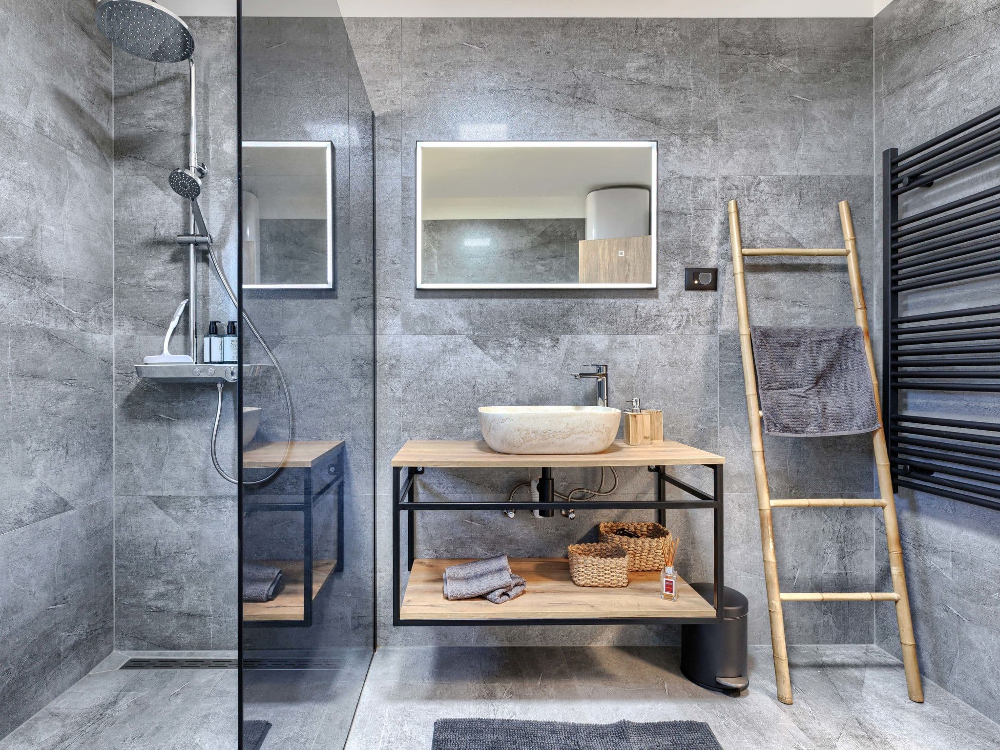 Bathroom / Wellness