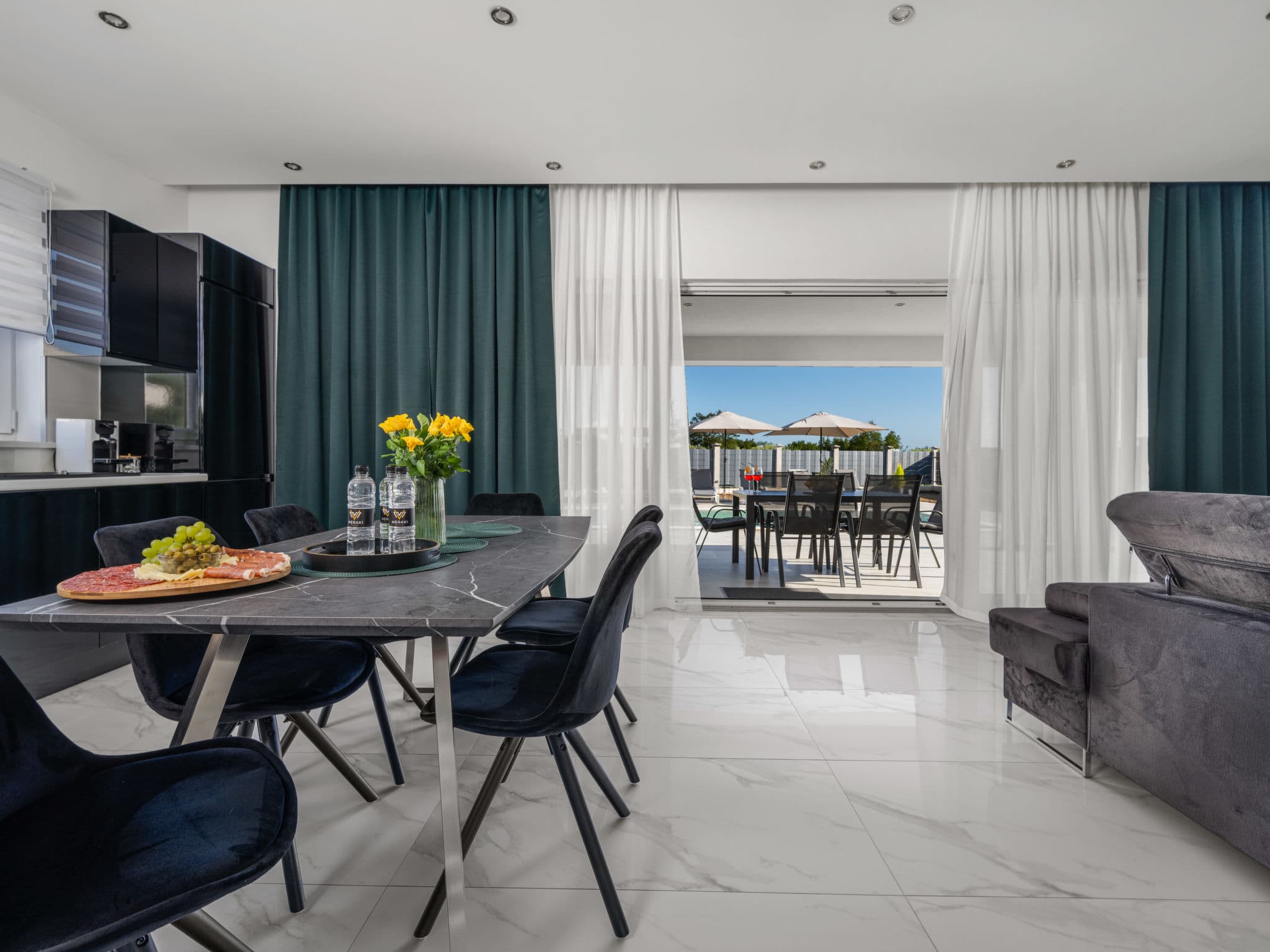 Kitchen / Dining Room