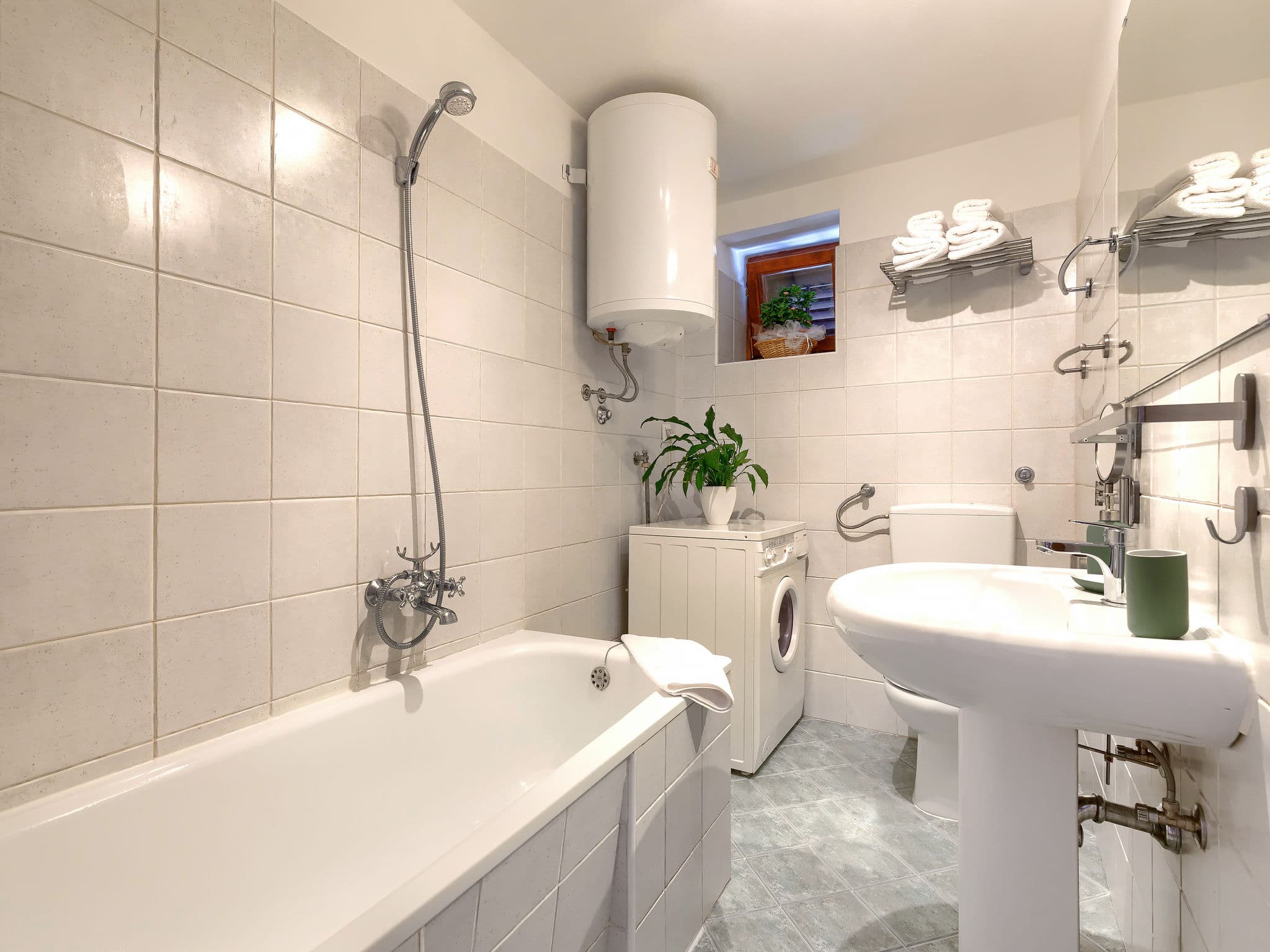 Bathroom / Wellness