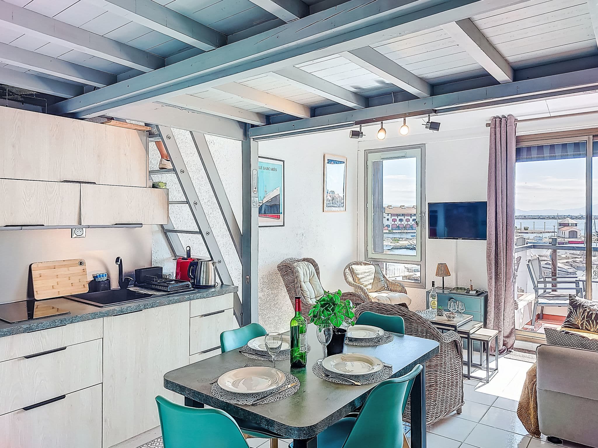 Kitchen / Dining Room