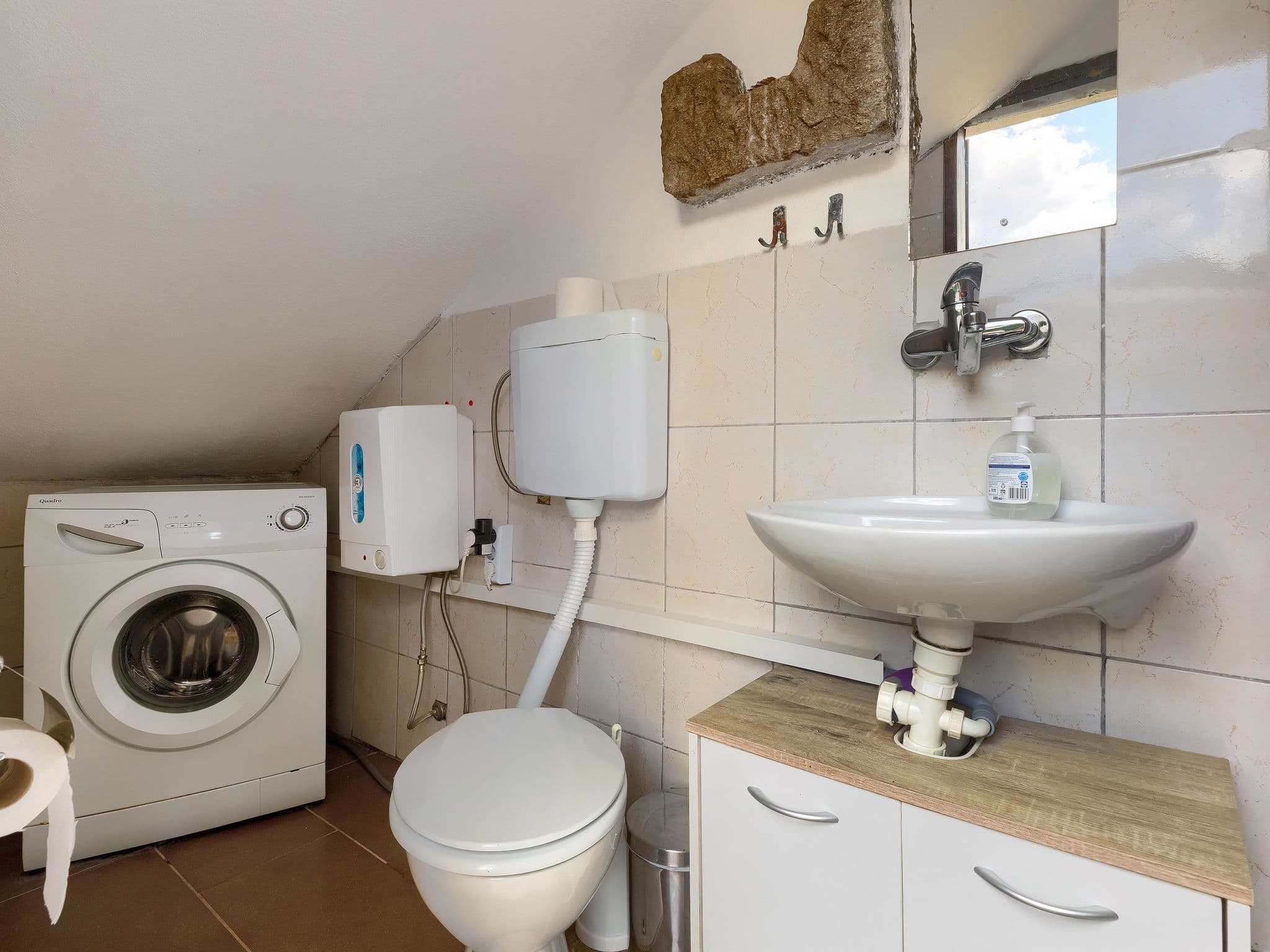 Bathroom / Wellness
