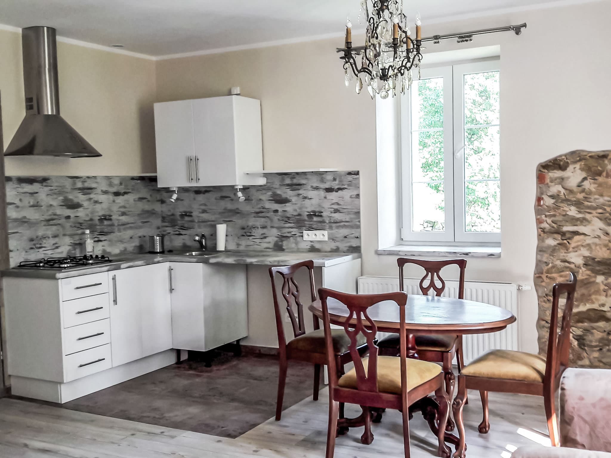 Kitchen / Dining Room