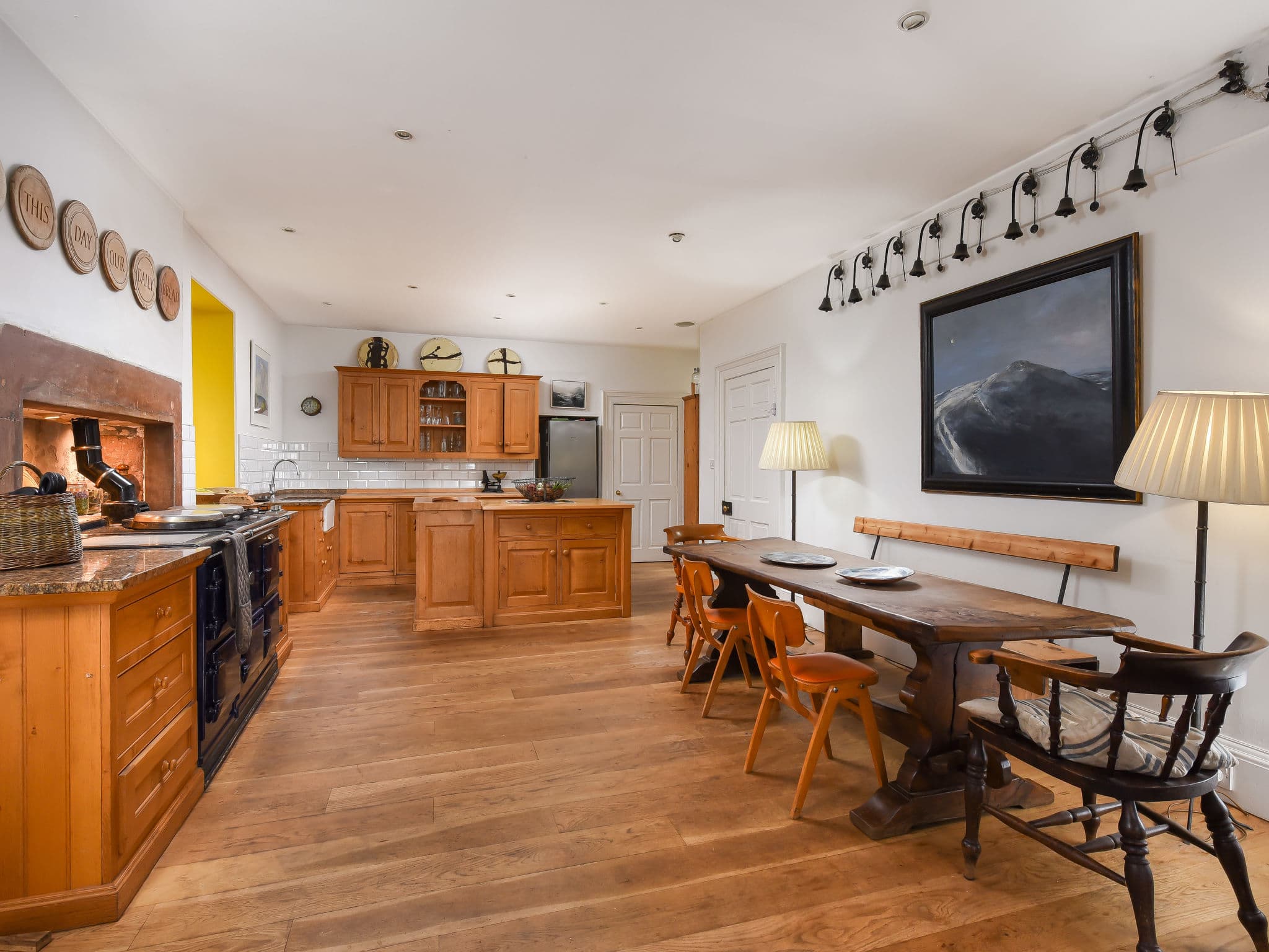 Kitchen / Dining Room