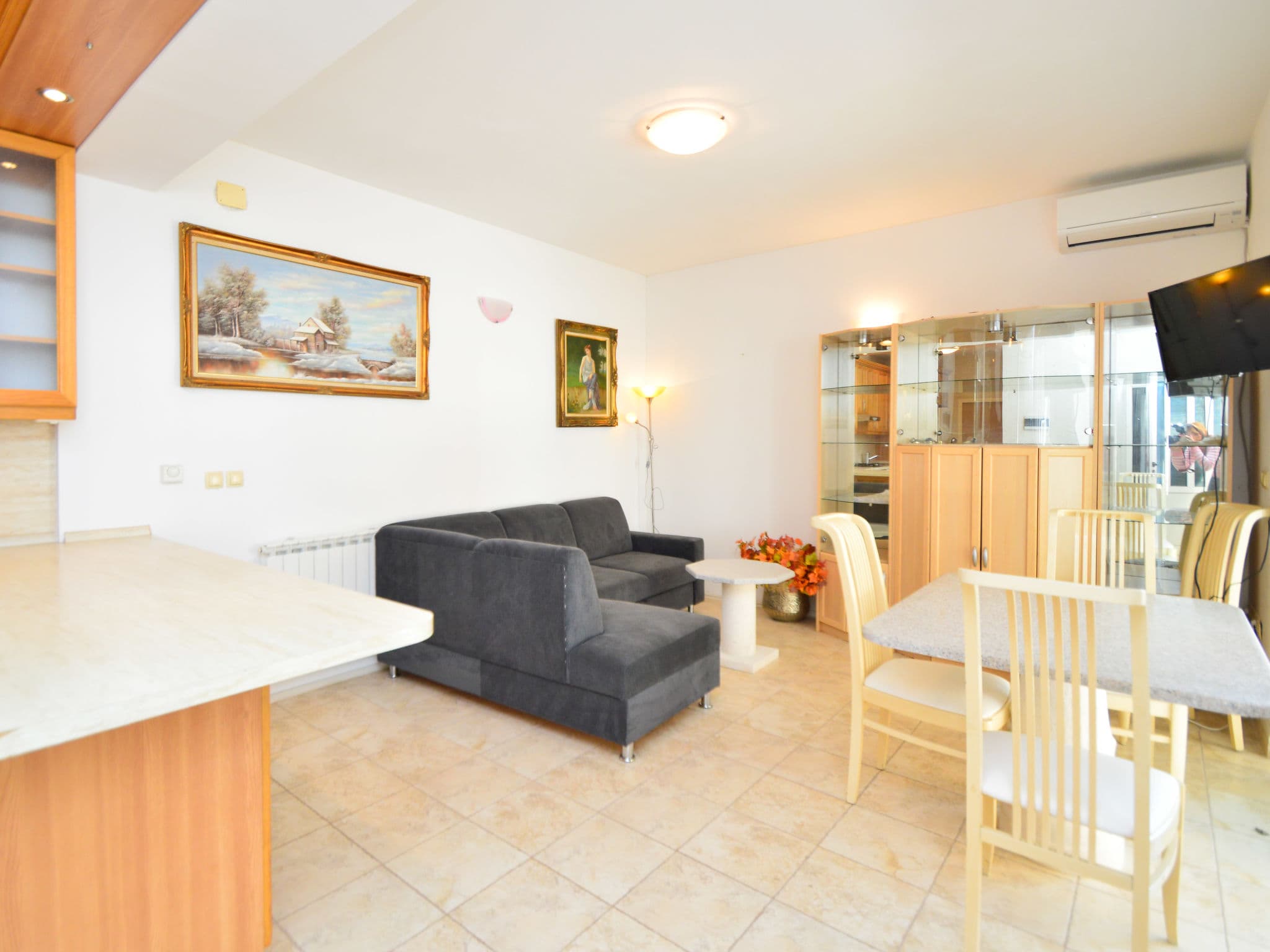Kitchen / Dining Room