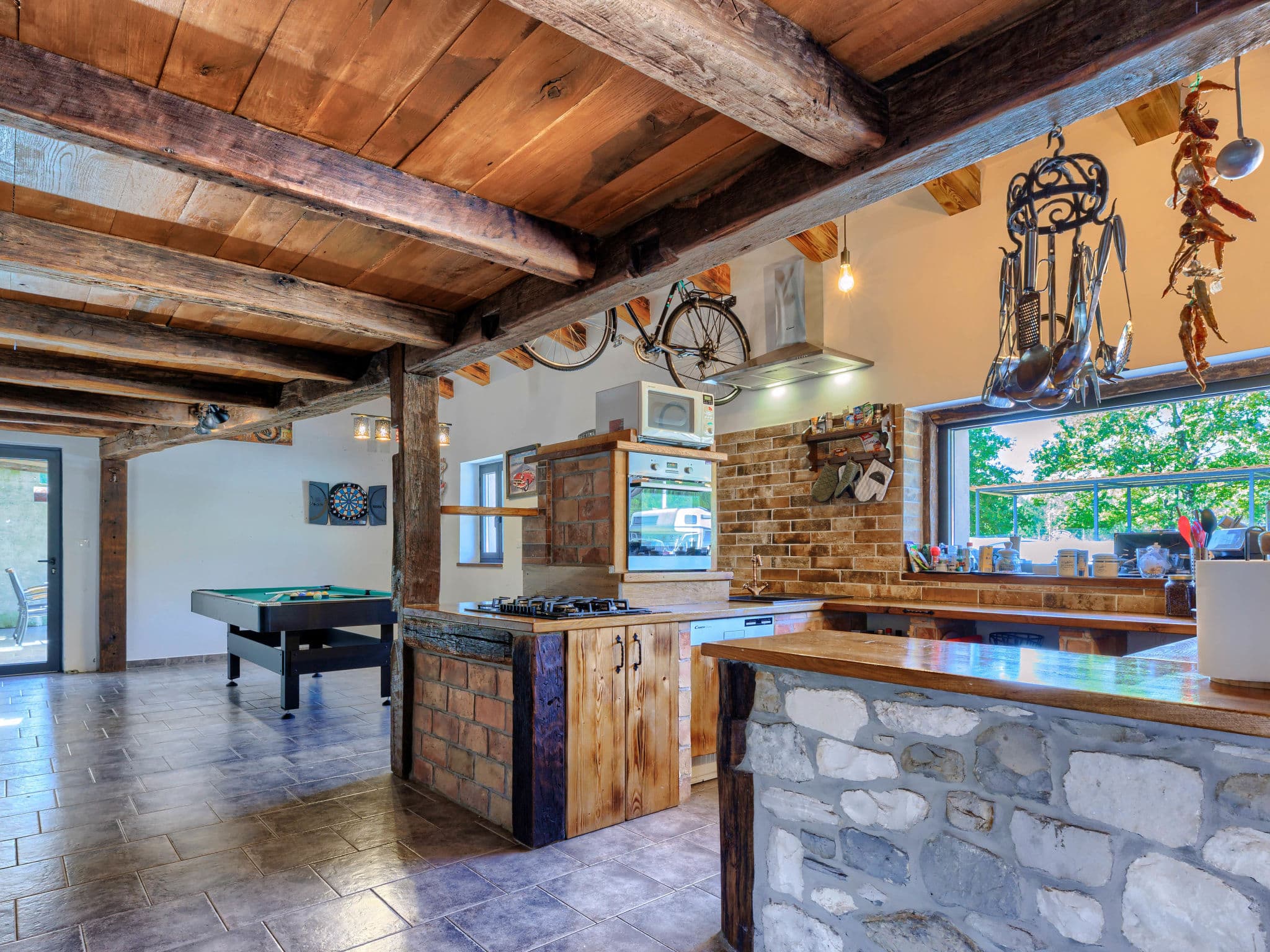Kitchen / Dining Room