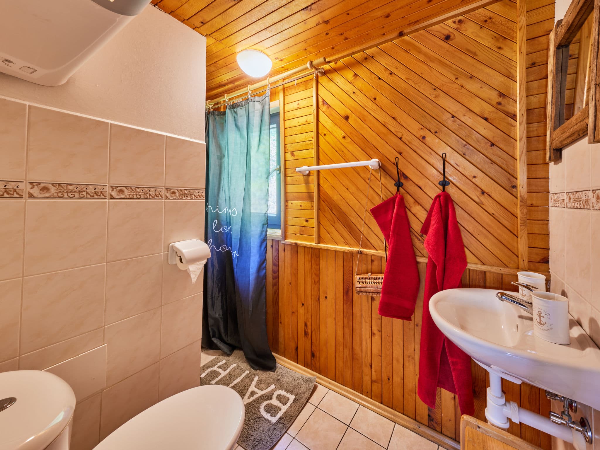 Bathroom / Wellness