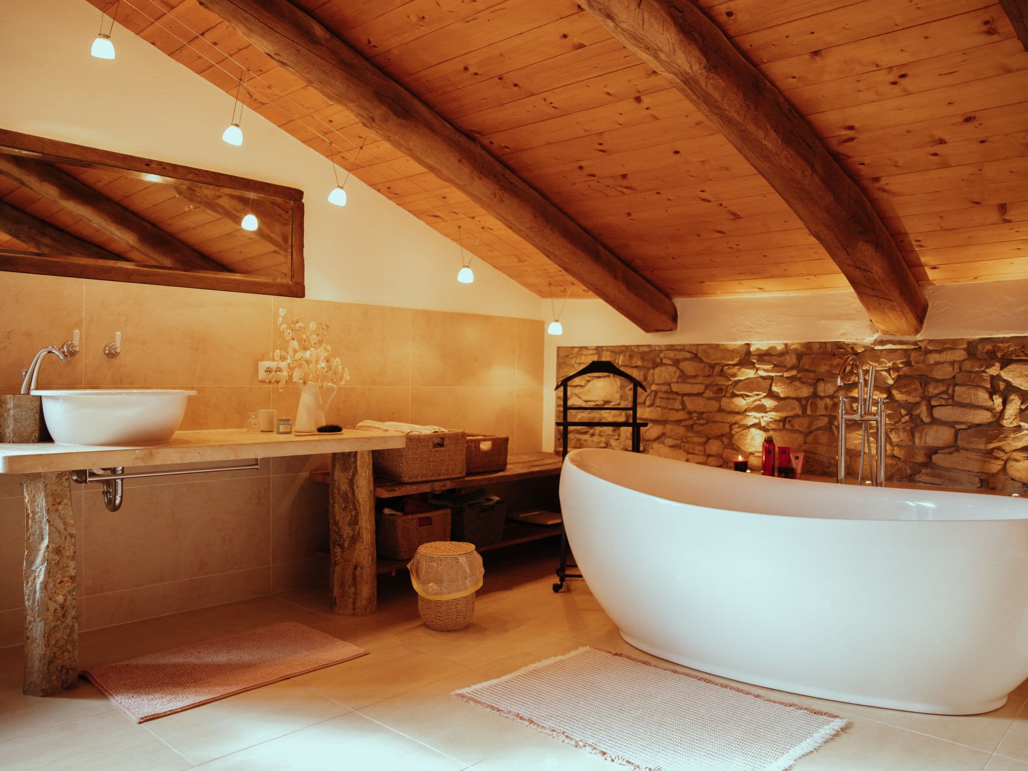 Bathroom / Wellness