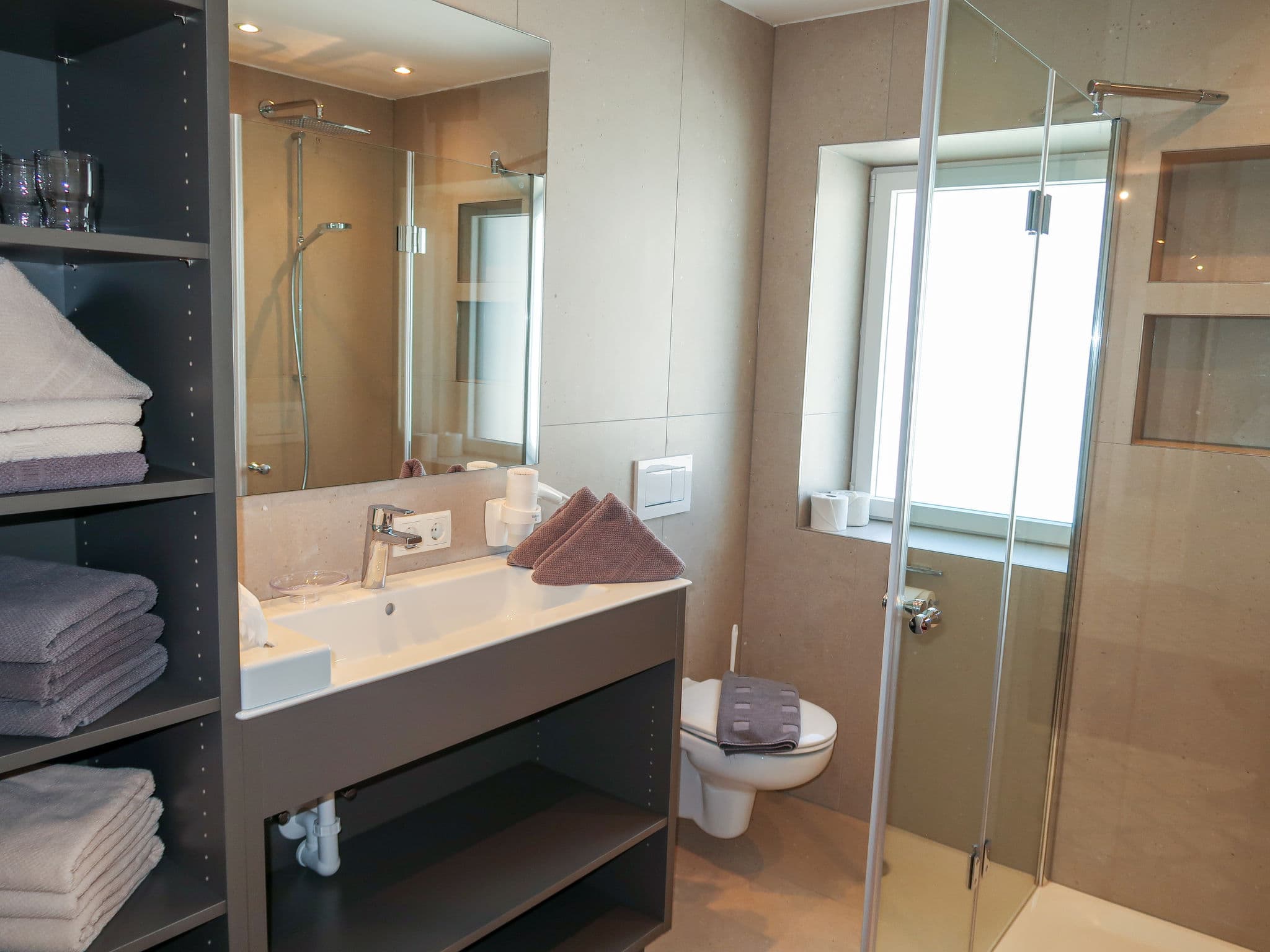 Bathroom / Wellness