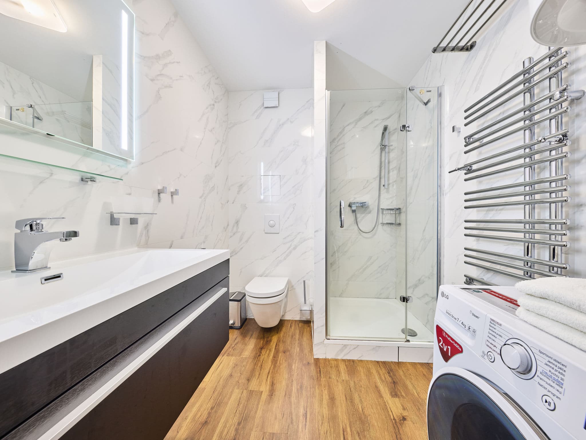 Bathroom / Wellness