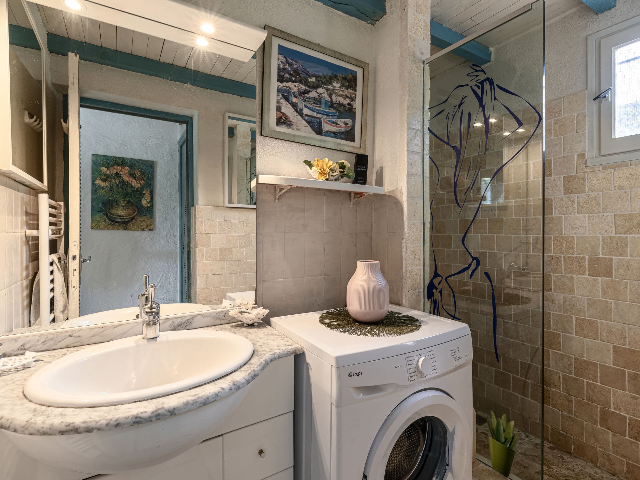 Bathroom / Wellness
