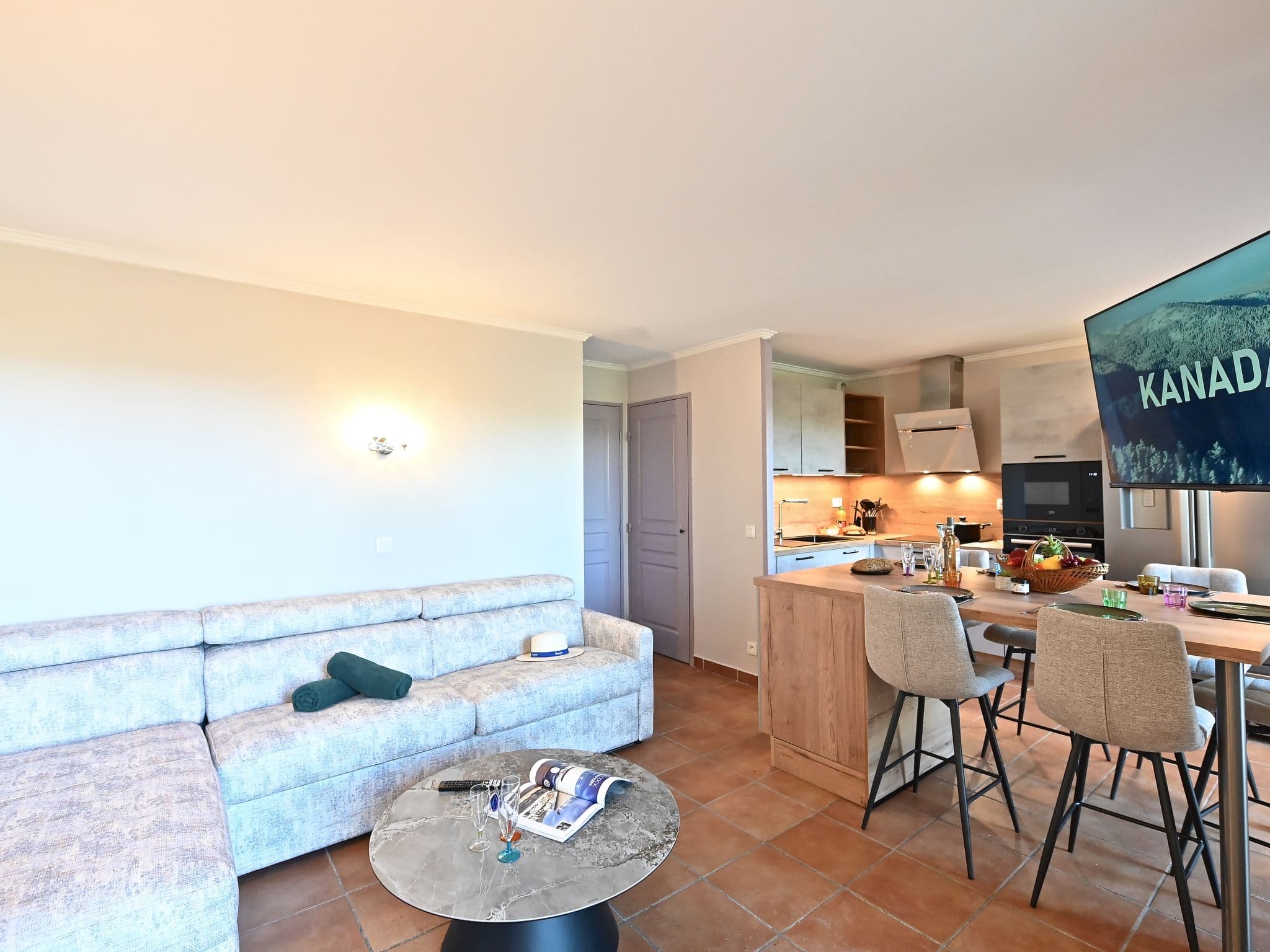 Kitchen / Dining Room