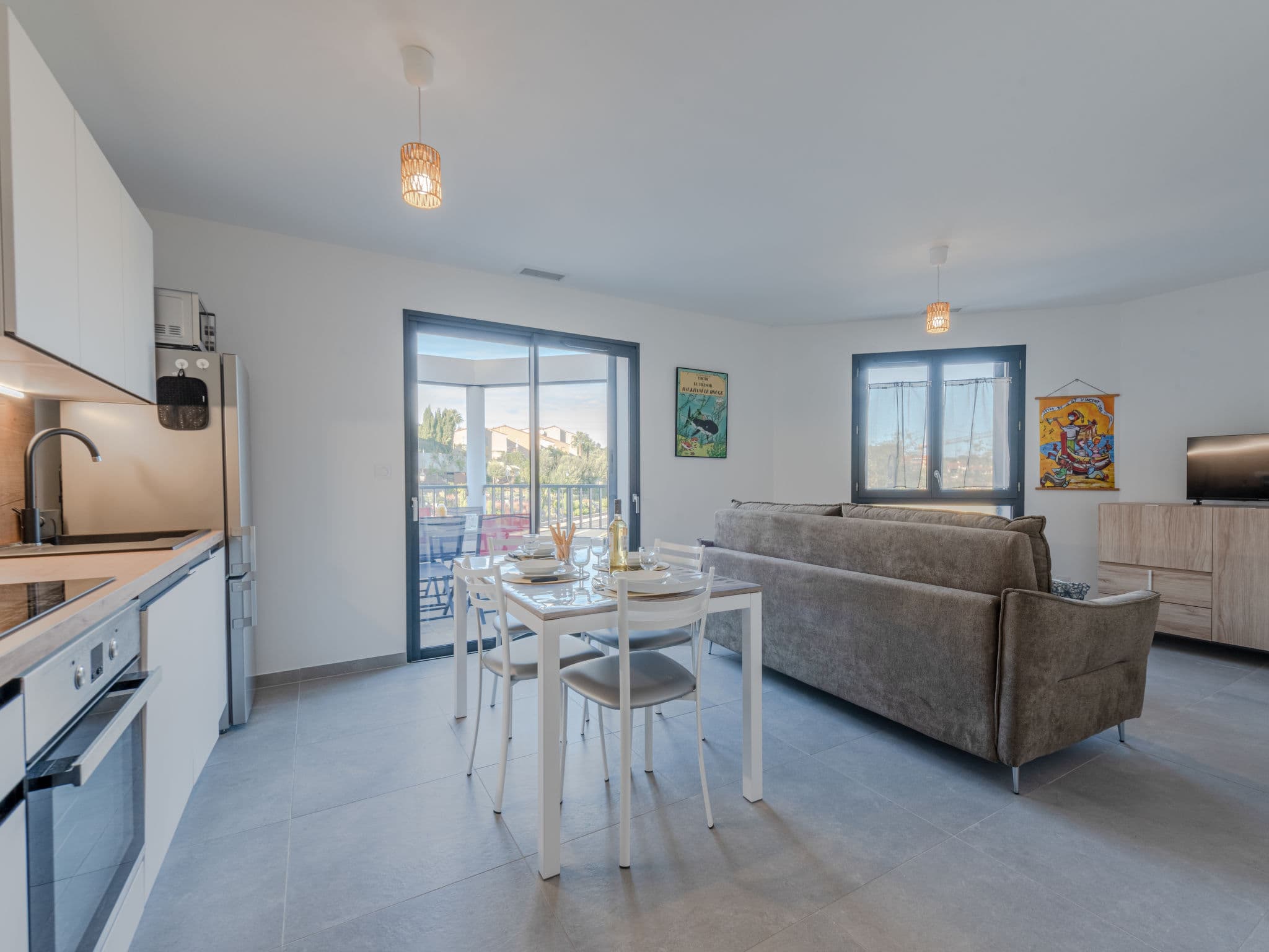 Kitchen / Dining Room