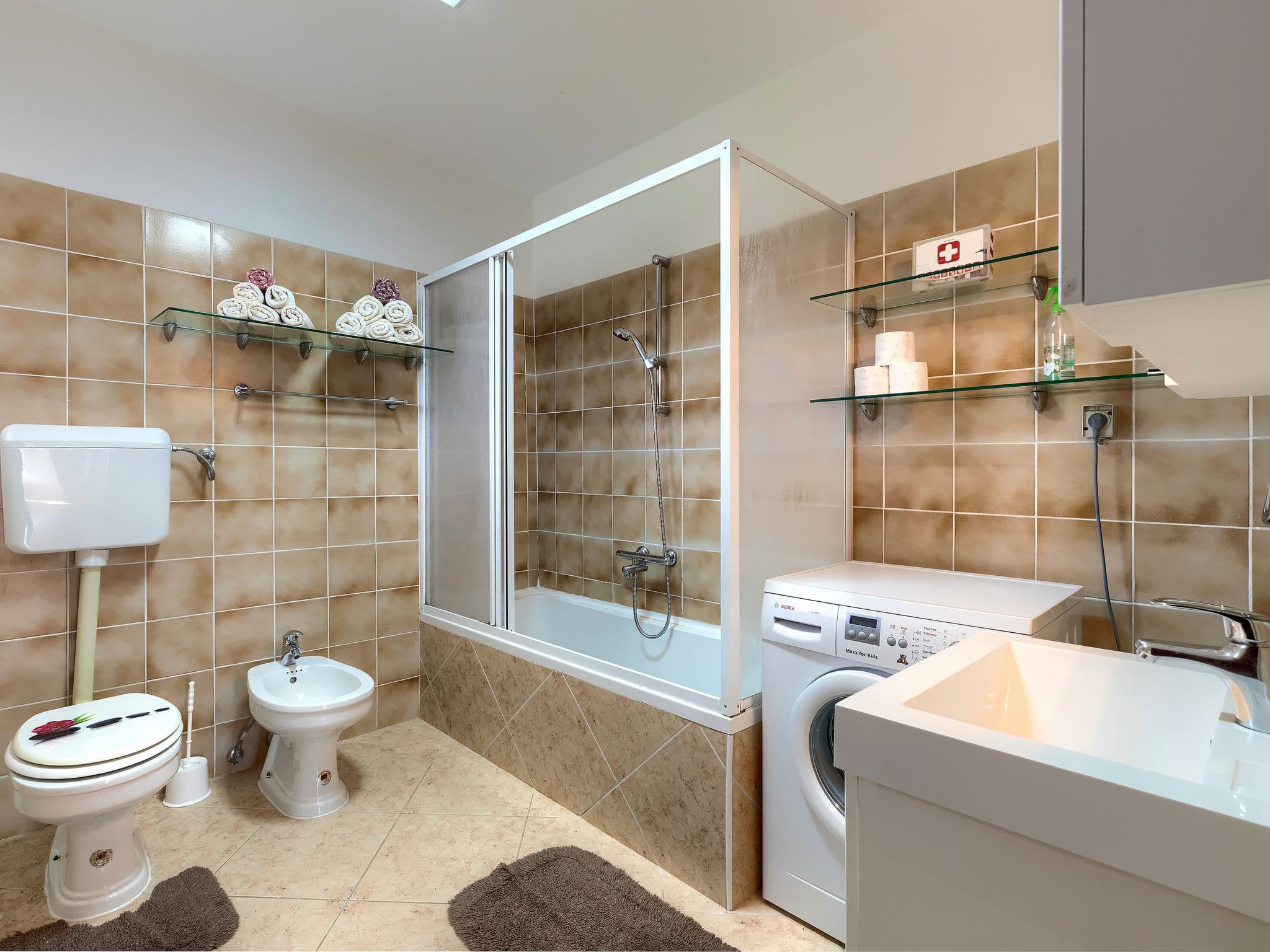 Bathroom / Wellness