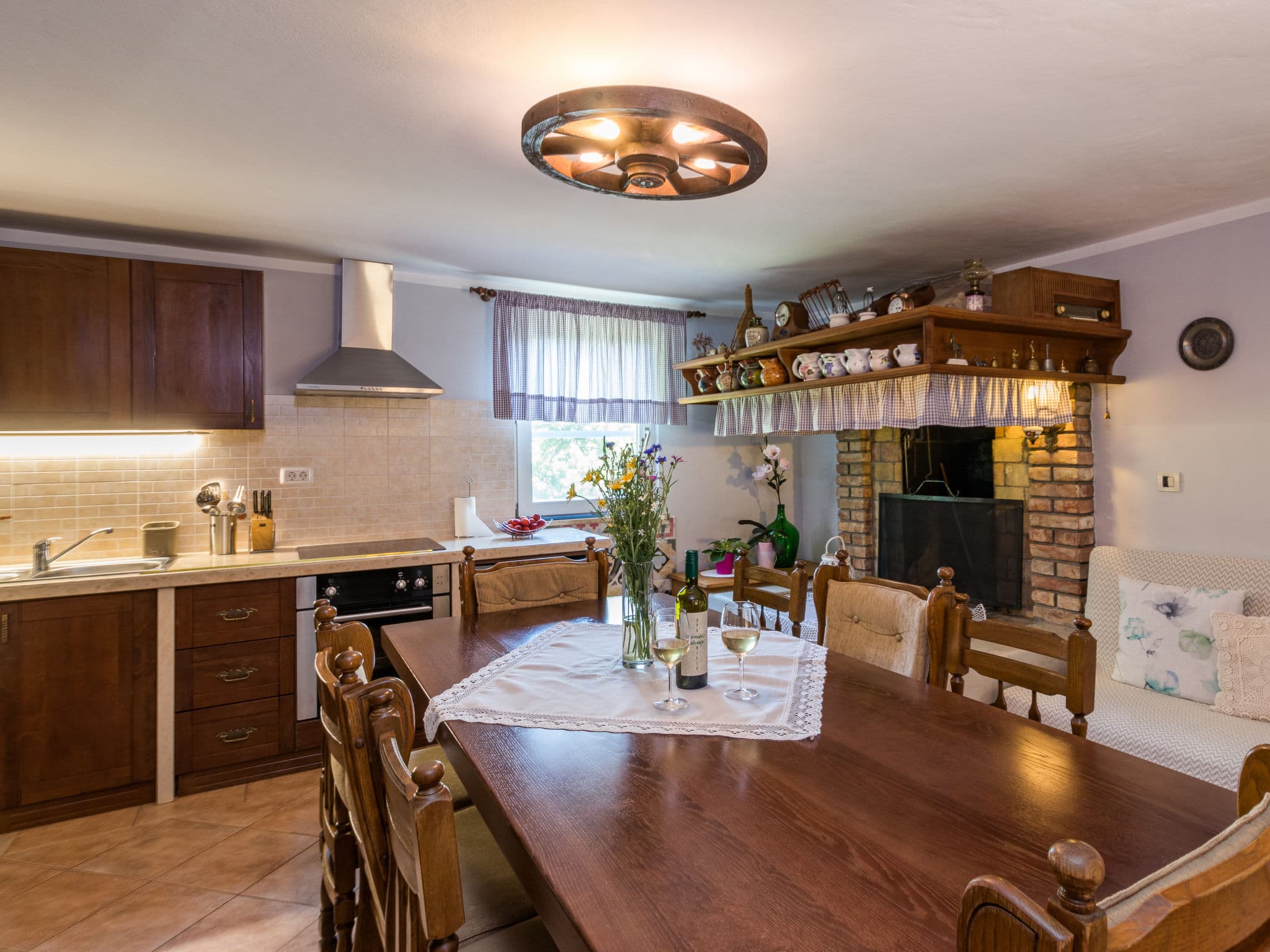 Kitchen / Dining Room