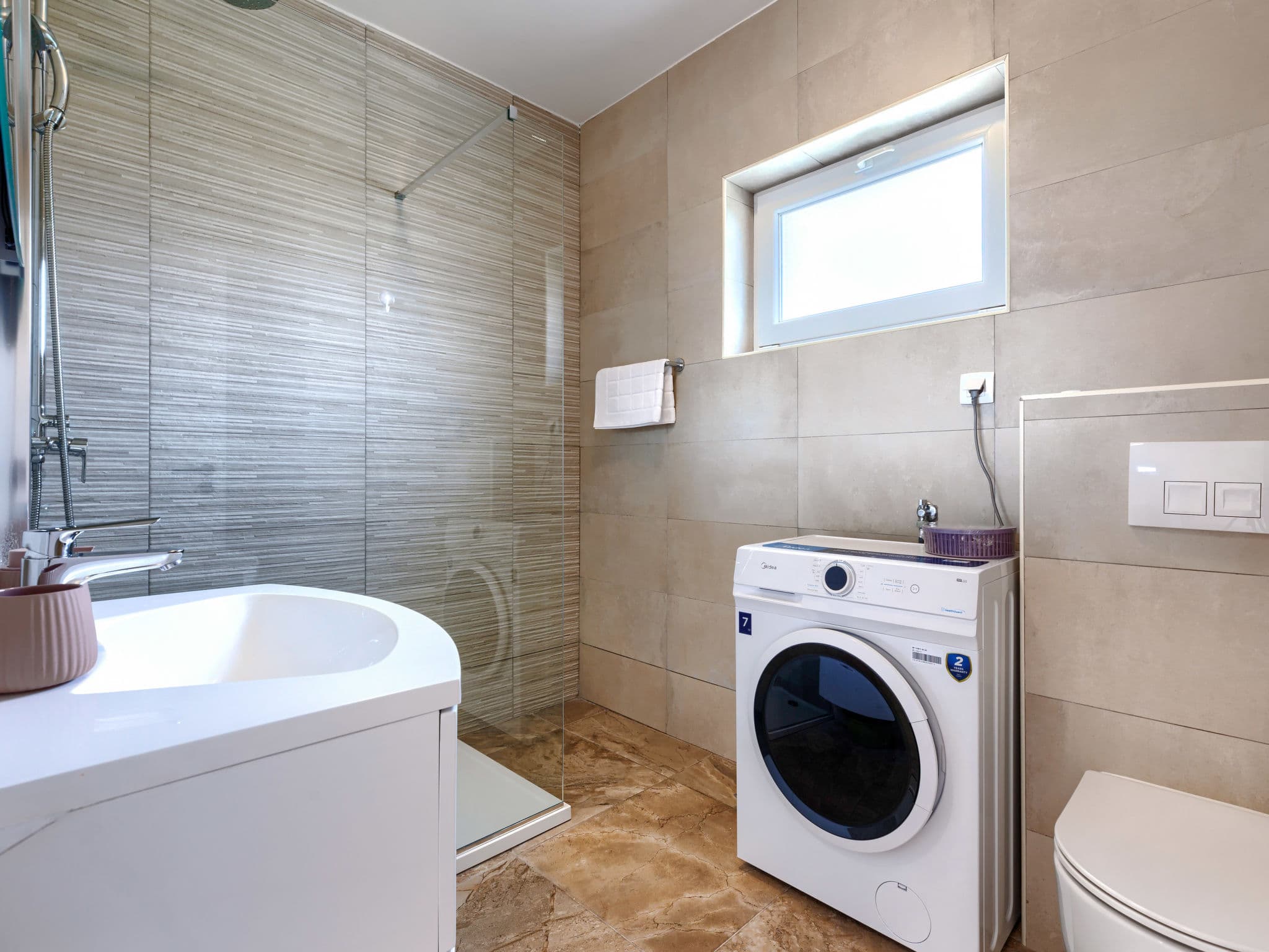 Bathroom / Wellness