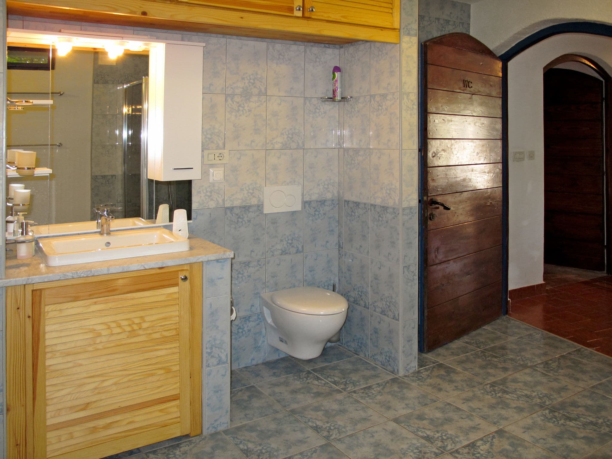 Bathroom / Wellness