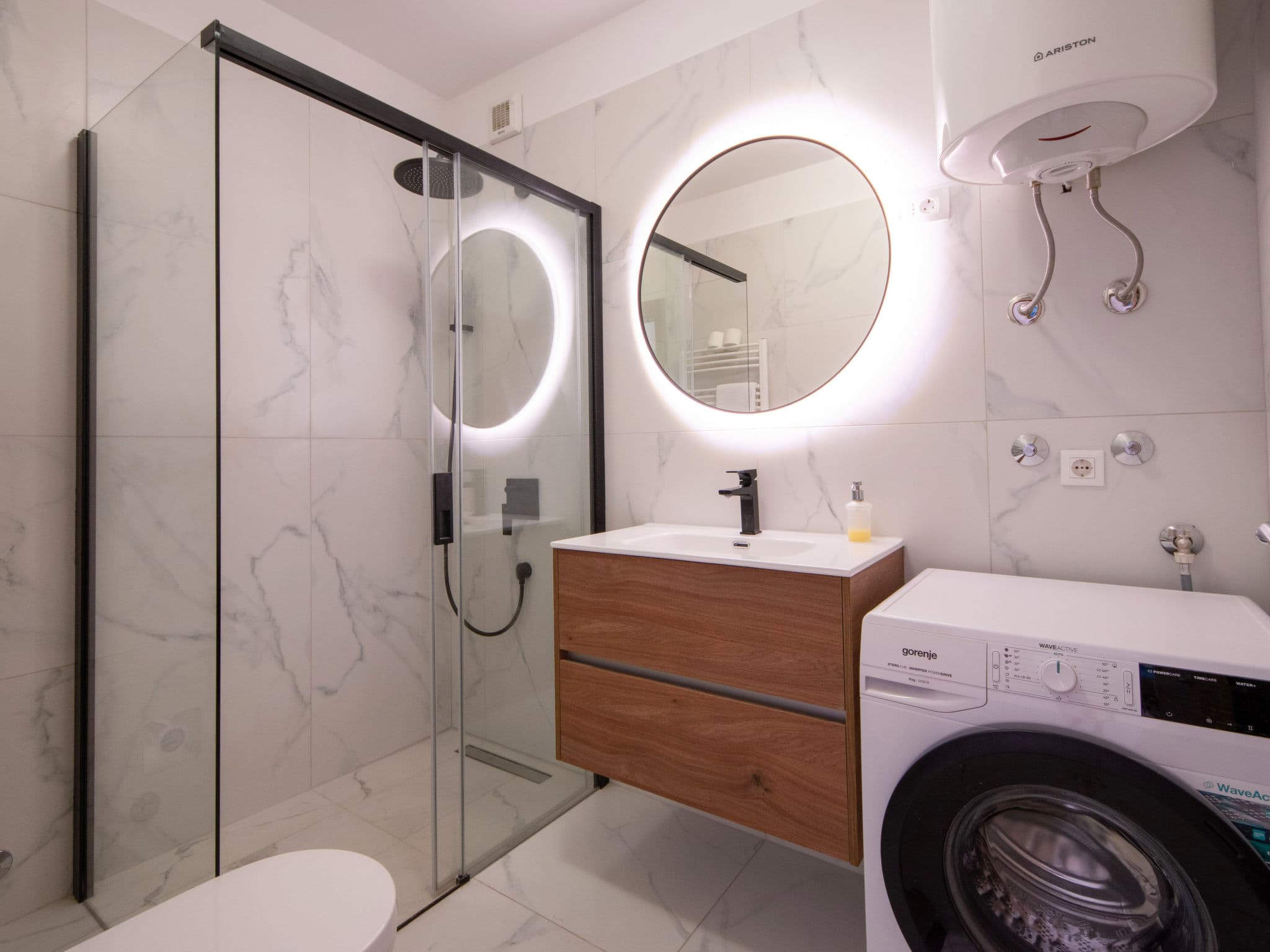 Bathroom / Wellness