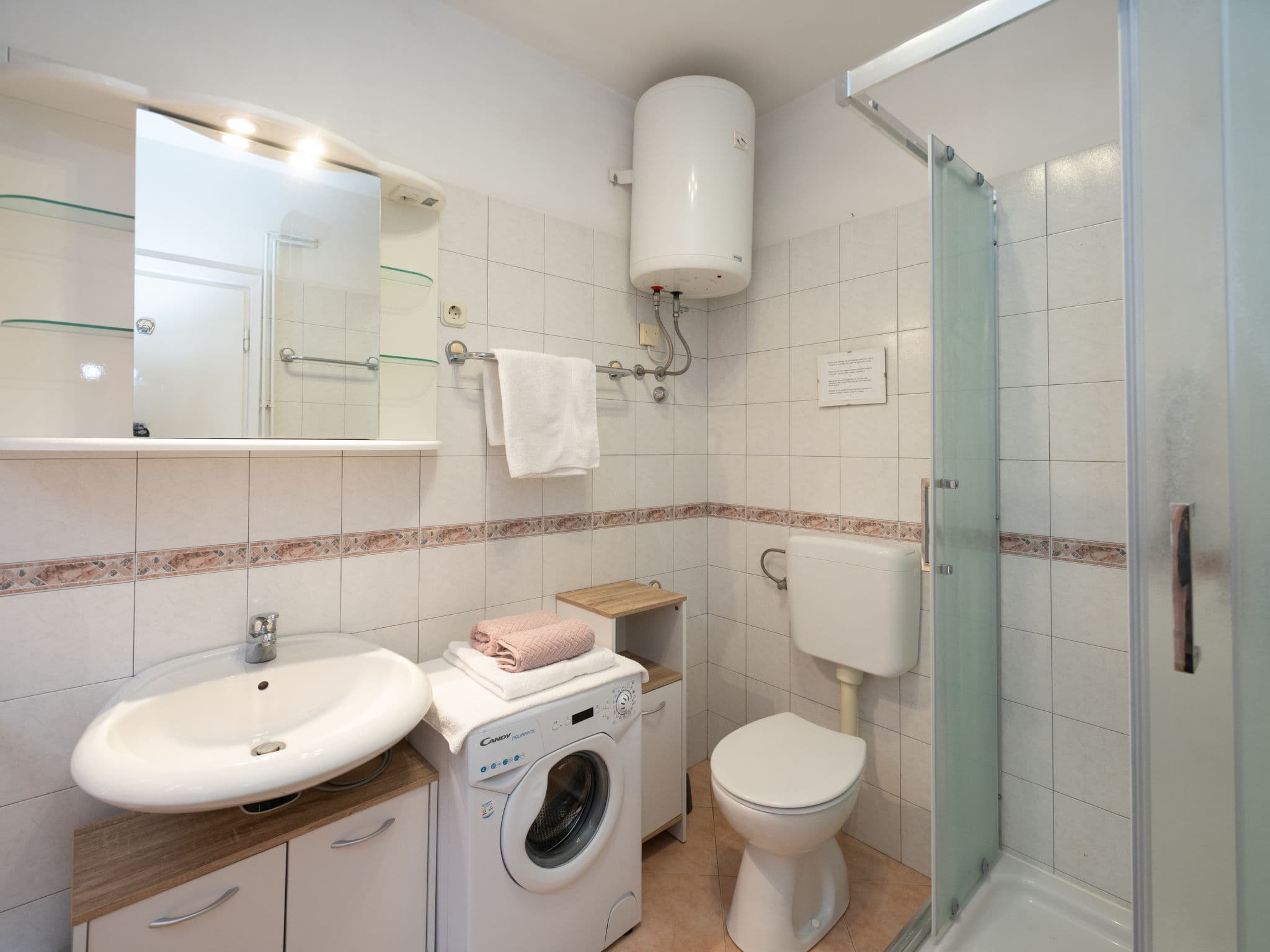 Bathroom / Wellness