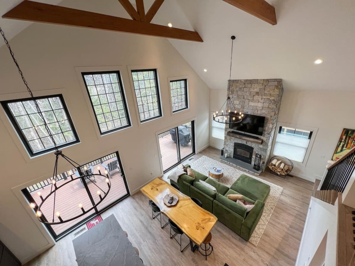 Luxury mountain home in North Conway