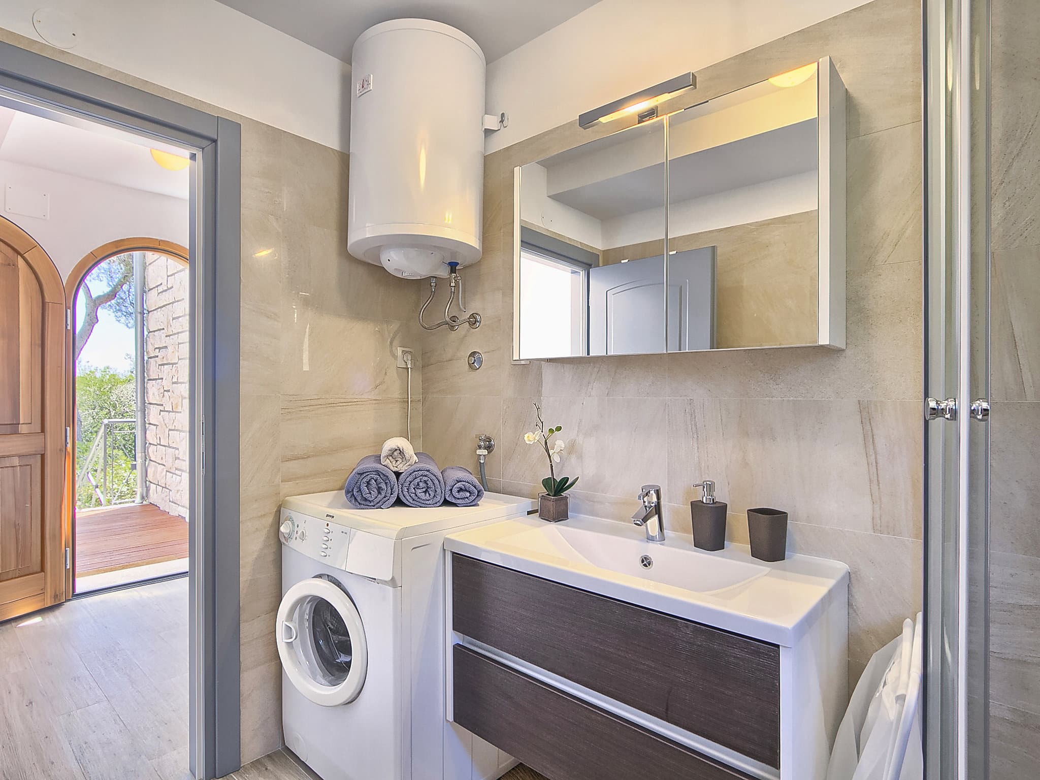 Bathroom / Wellness