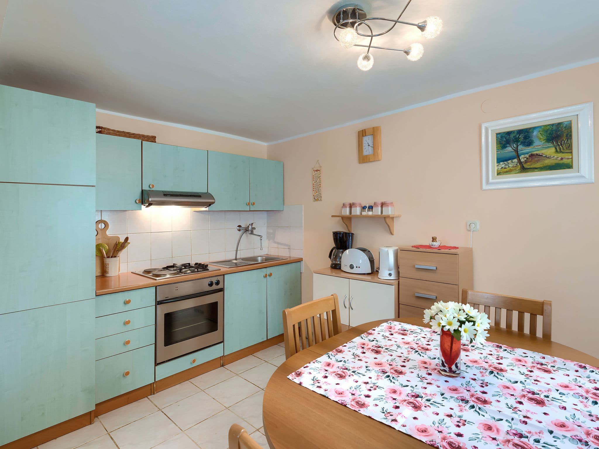 Kitchen / Dining Room
