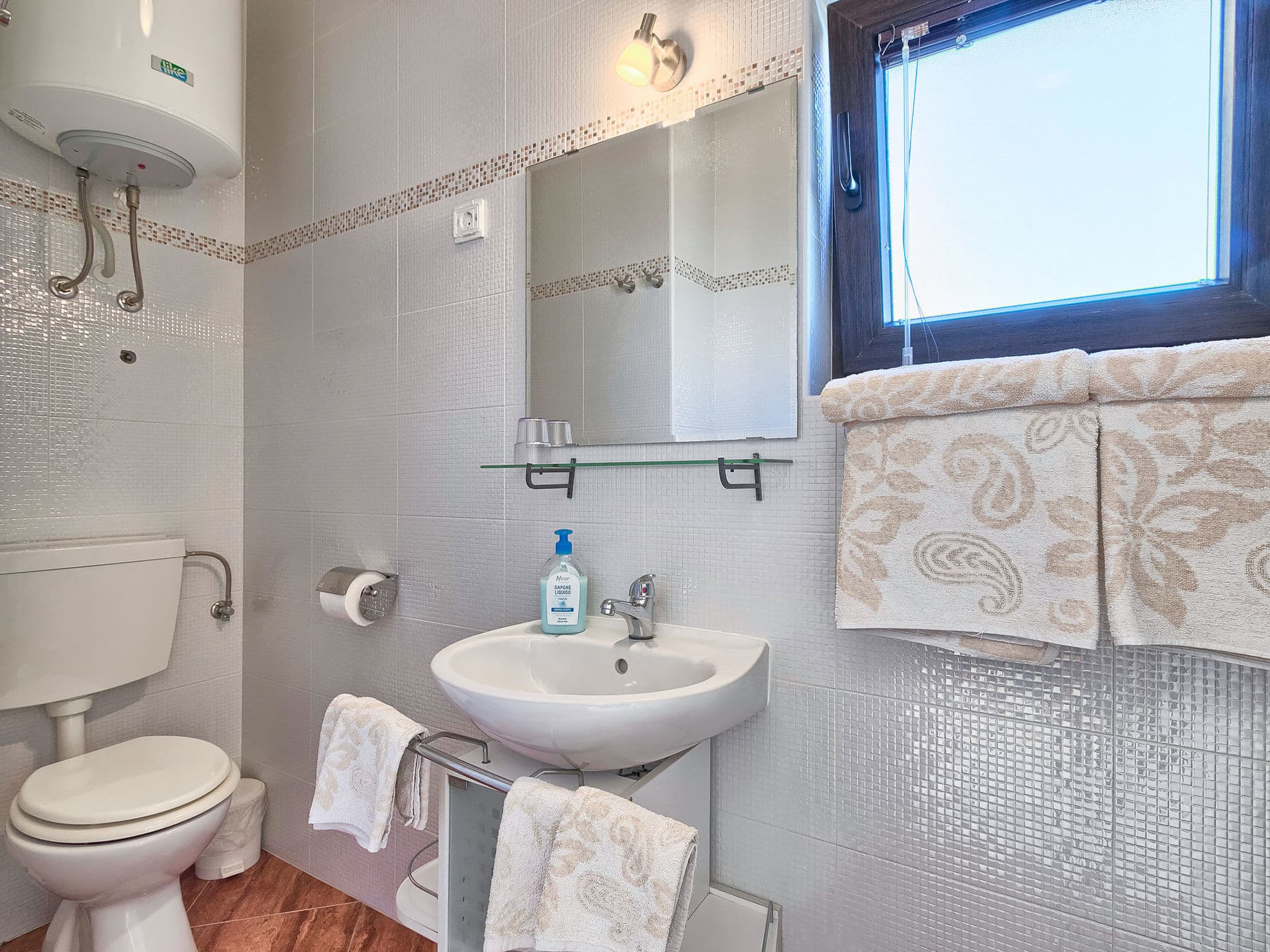 Bathroom / Wellness
