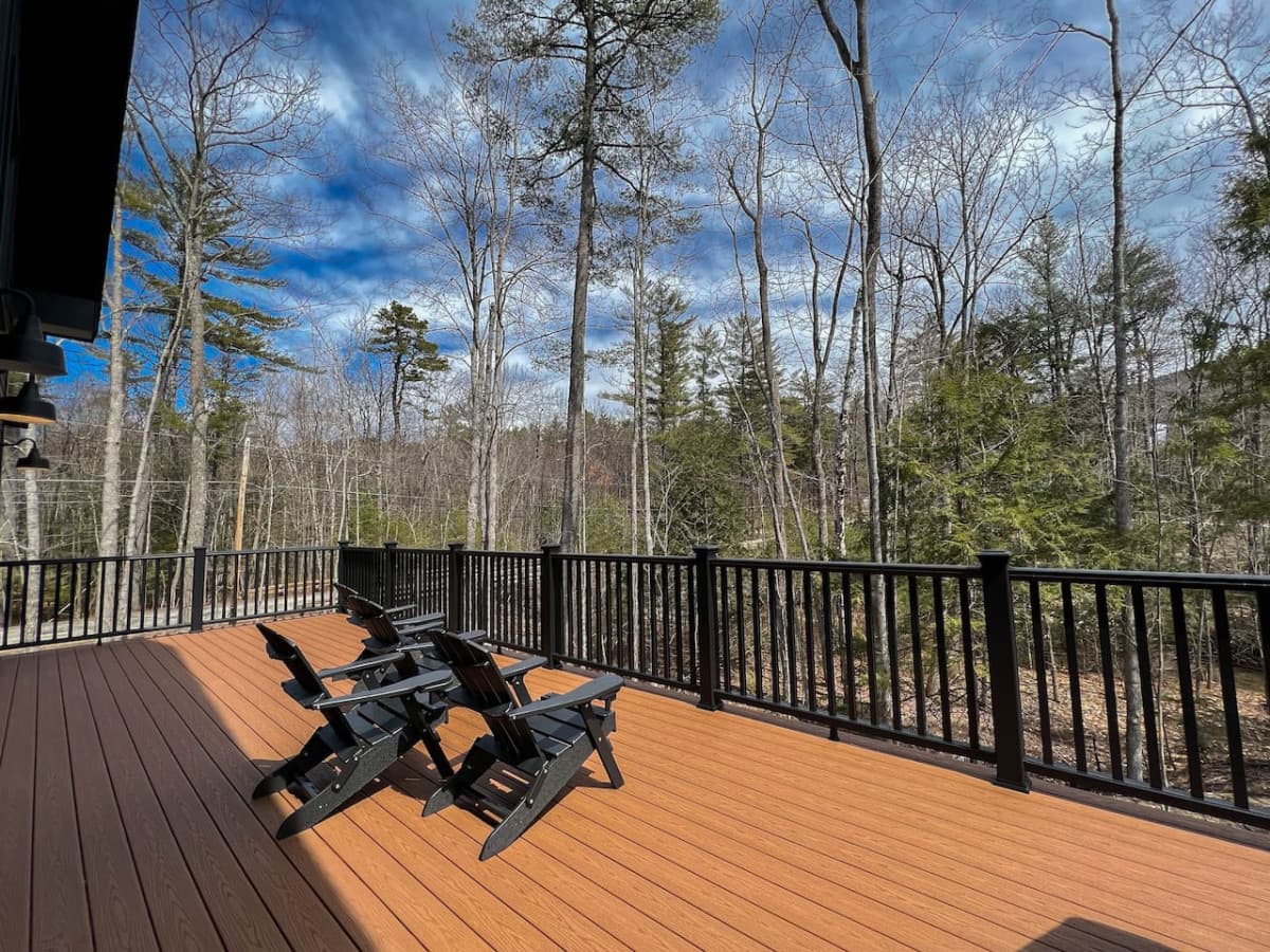 Relax on the porch with the sounds of the rushing brook!