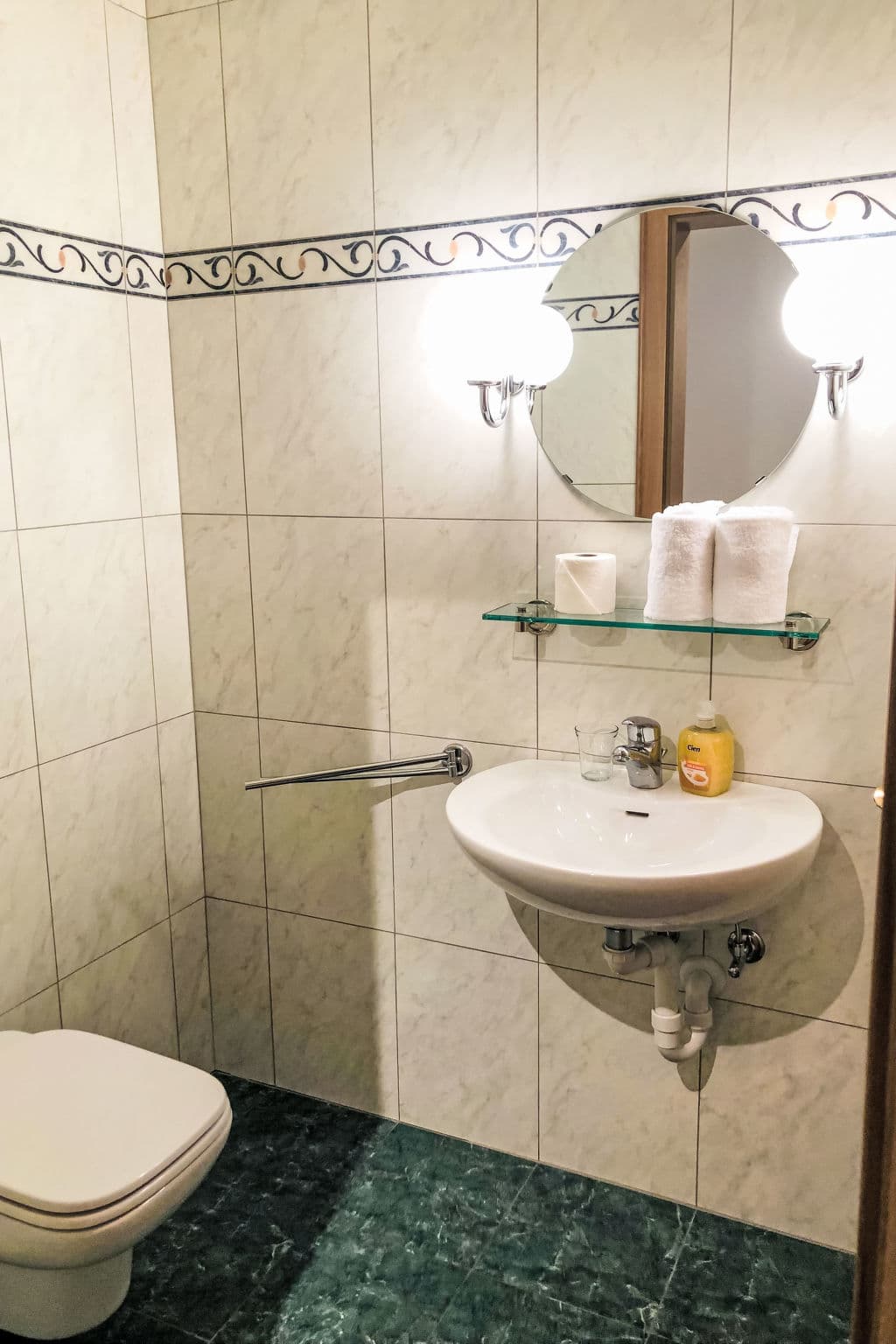 Bathroom / Wellness