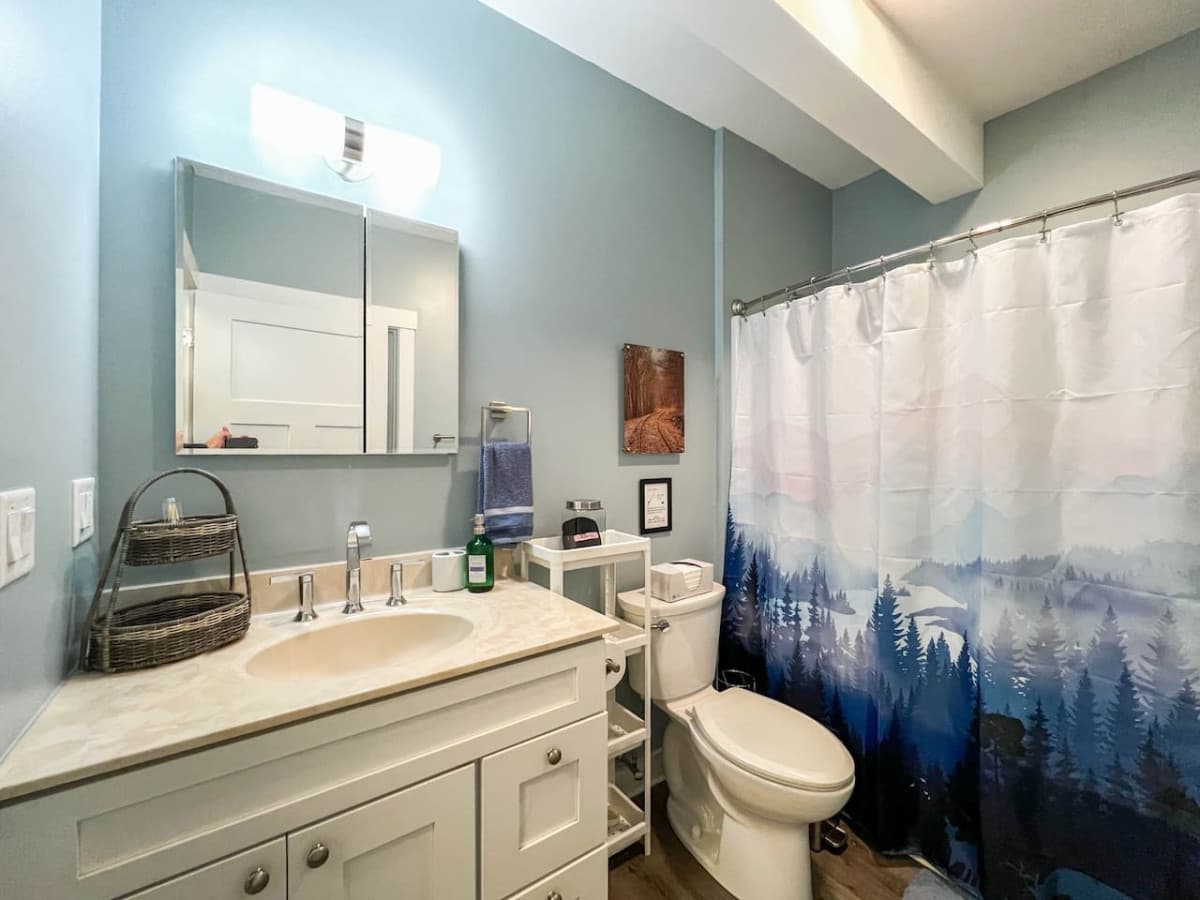 After a long day of skiing, head back to the house and relax in the jetted tub.