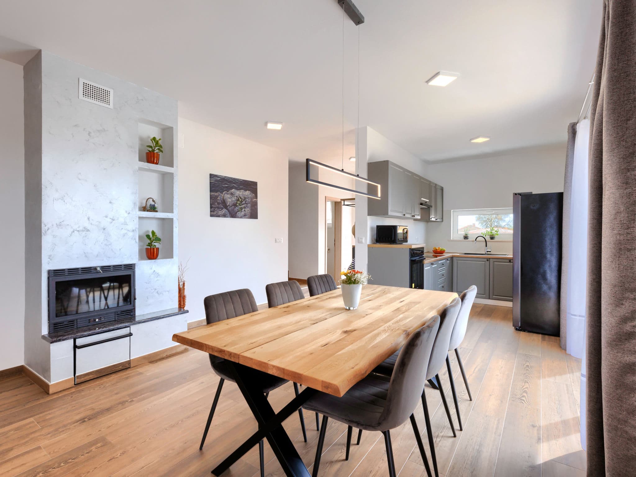 Kitchen / Dining Room
