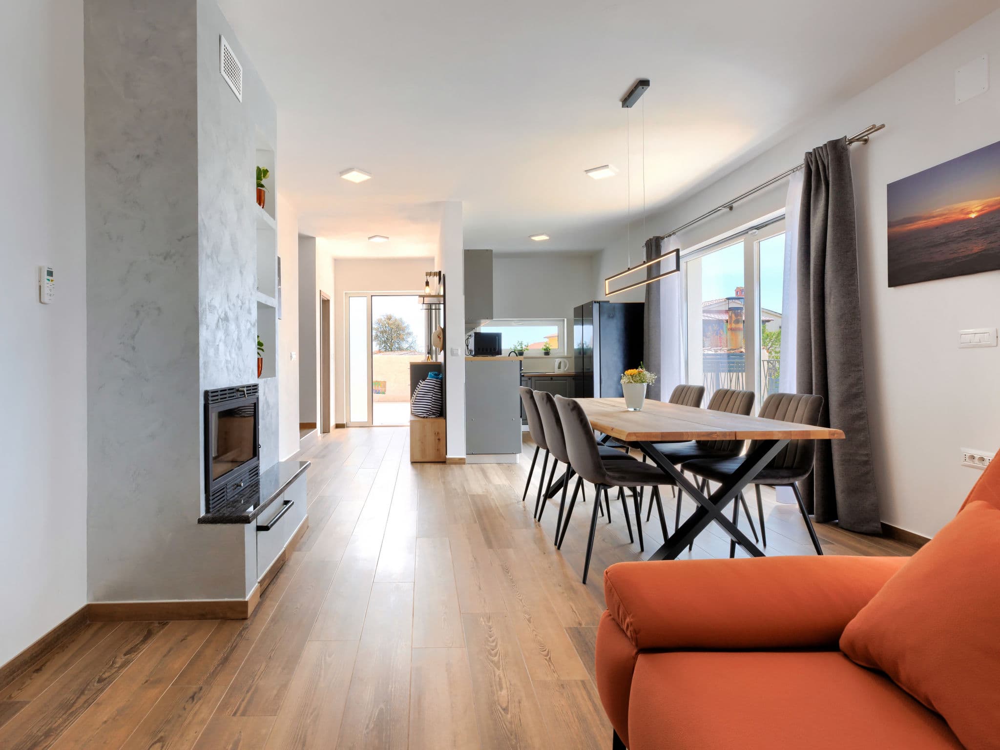 Kitchen / Dining Room