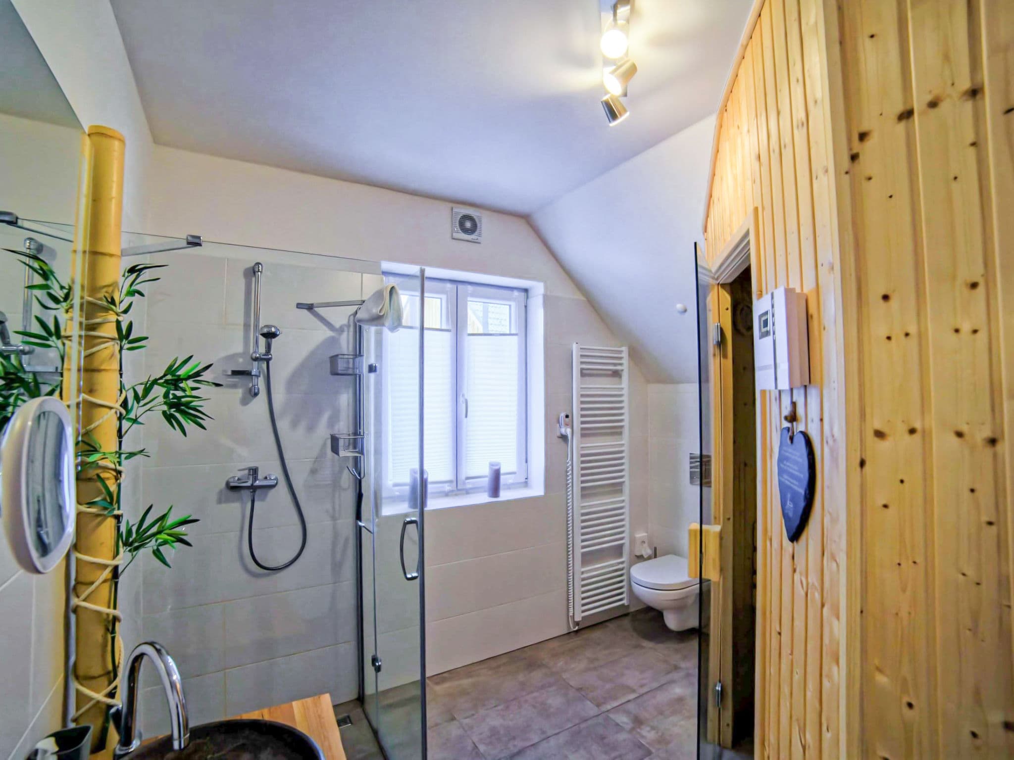Bathroom / Wellness