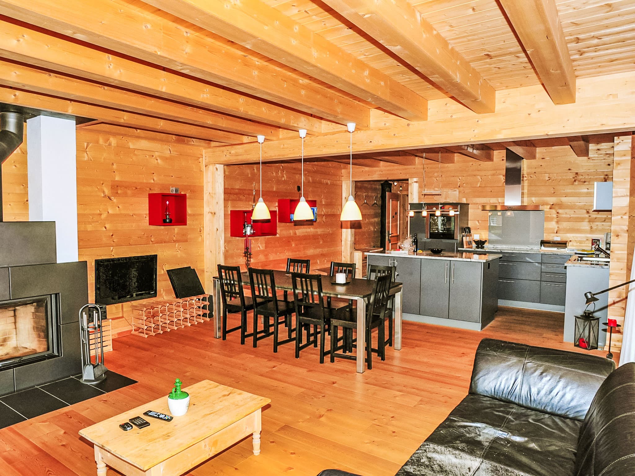 Kitchen / Dining Room