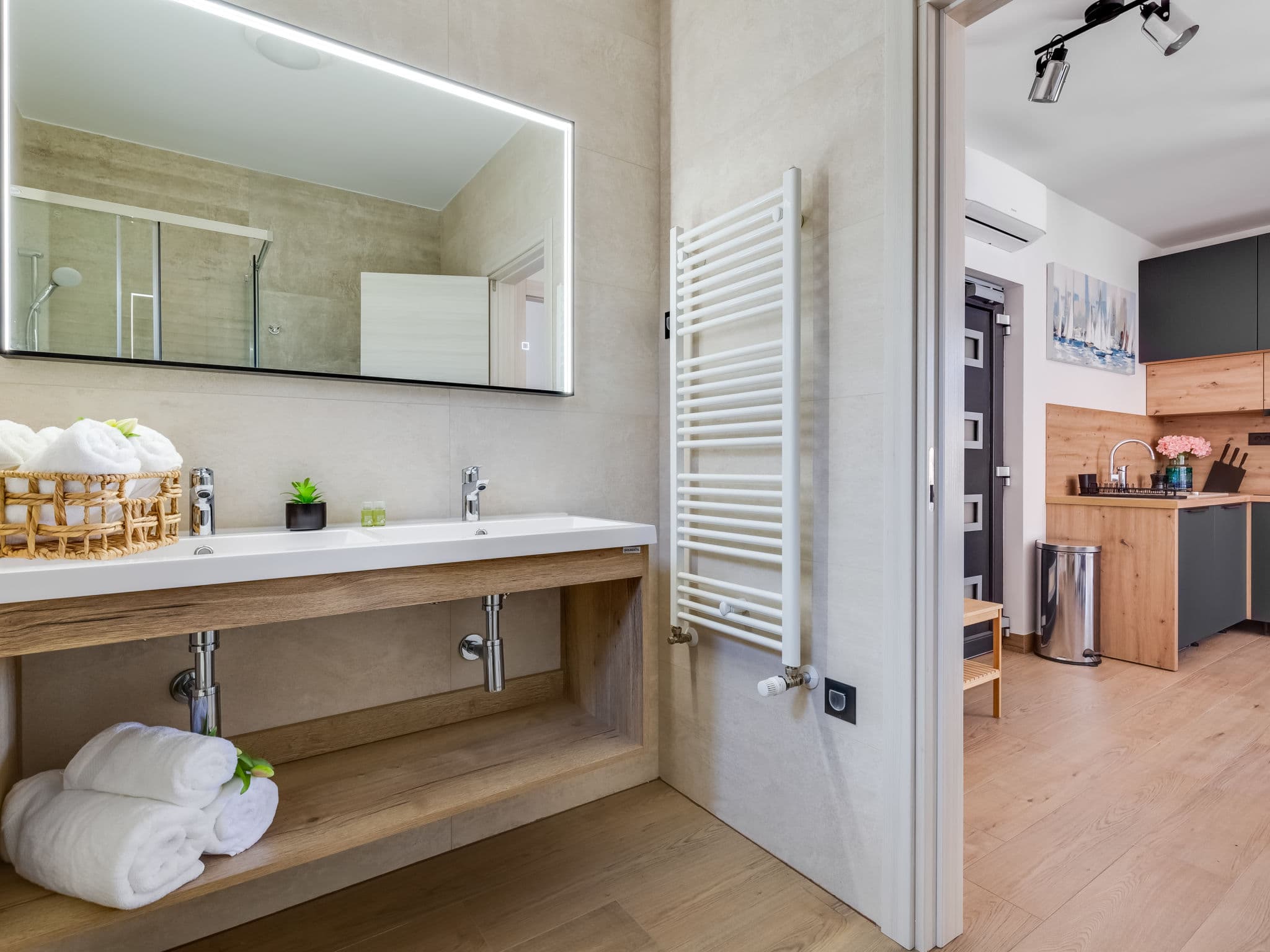 Bathroom / Wellness