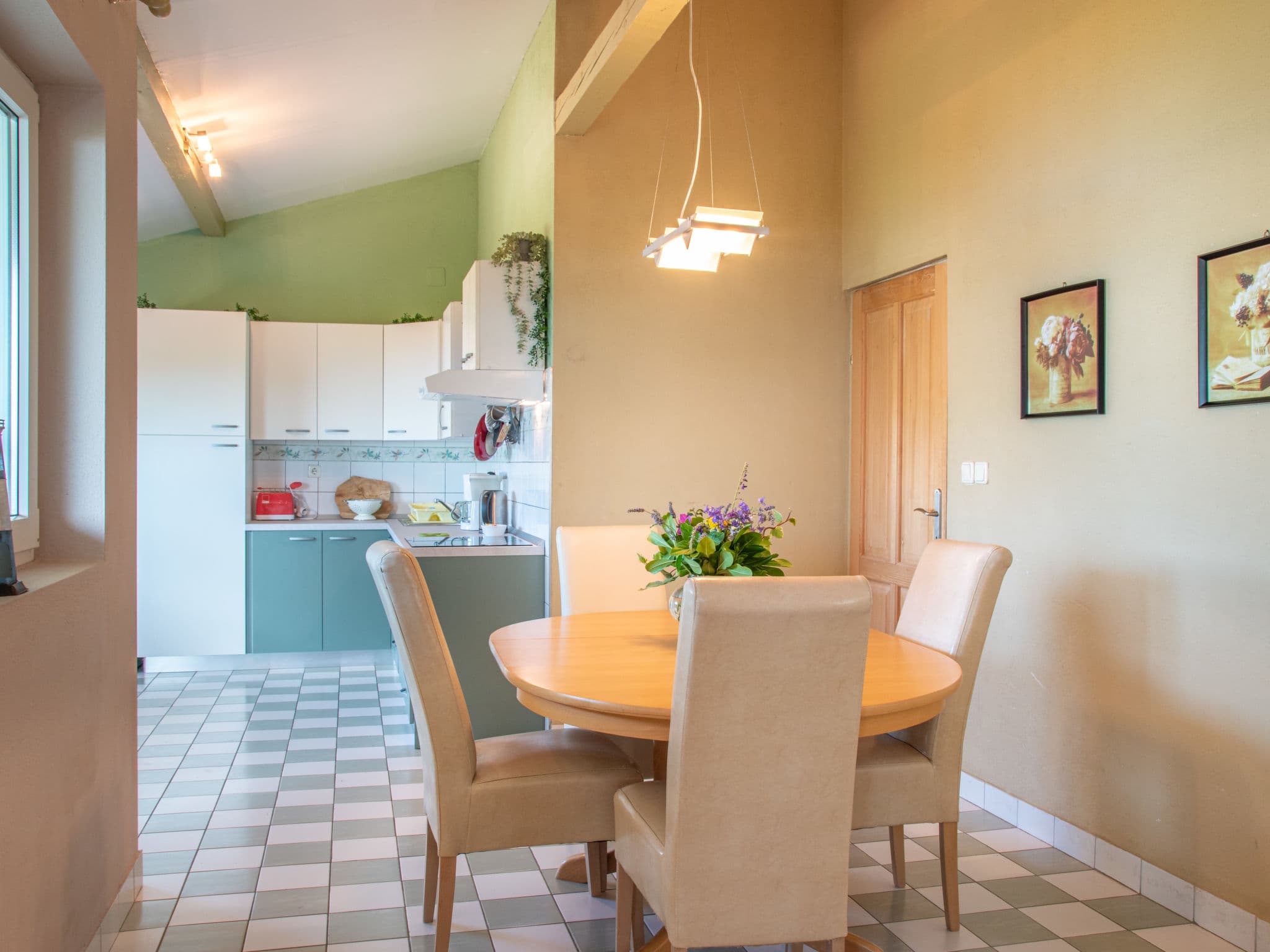 Kitchen / Dining Room