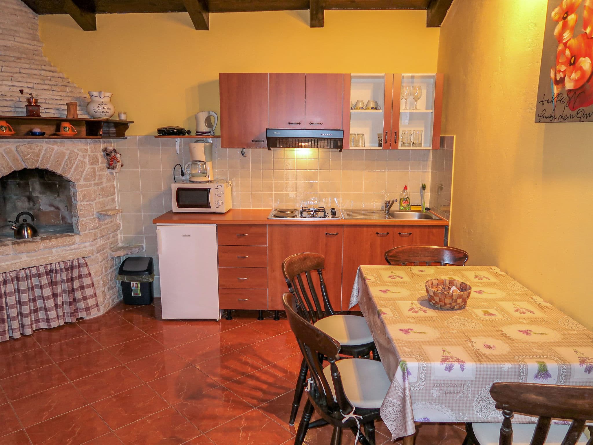 Kitchen / Dining Room