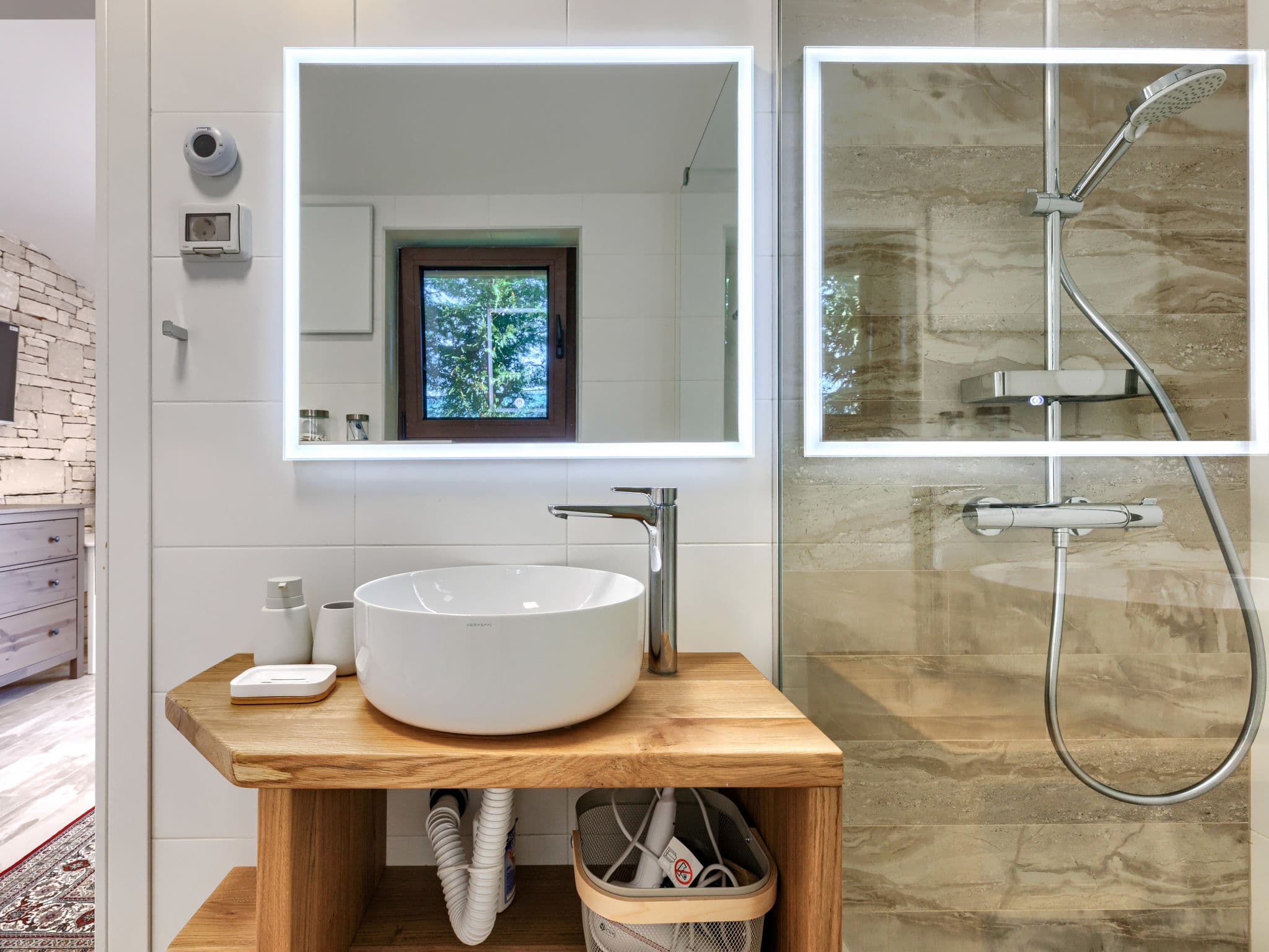 Bathroom / Wellness
