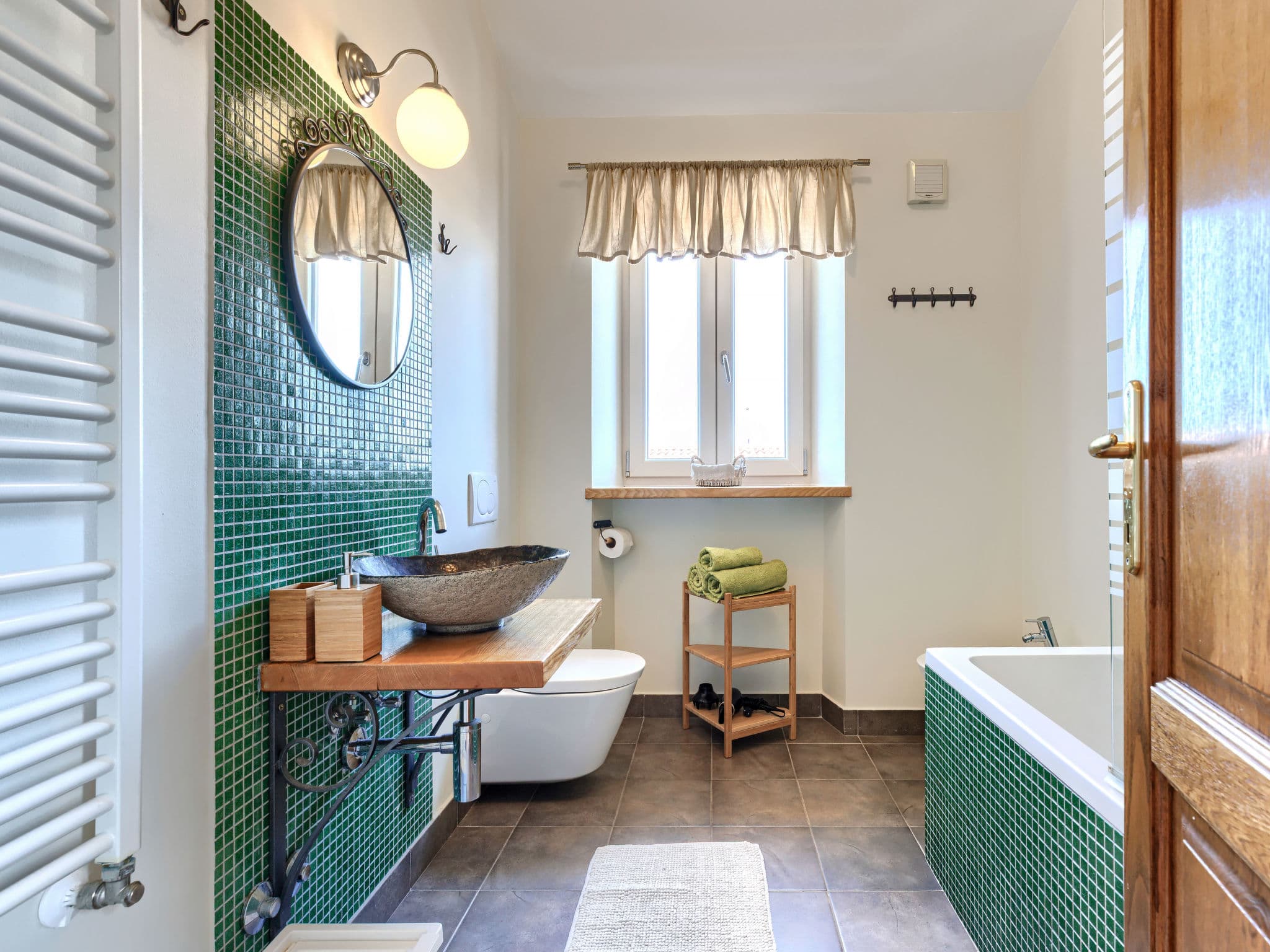 Bathroom / Wellness