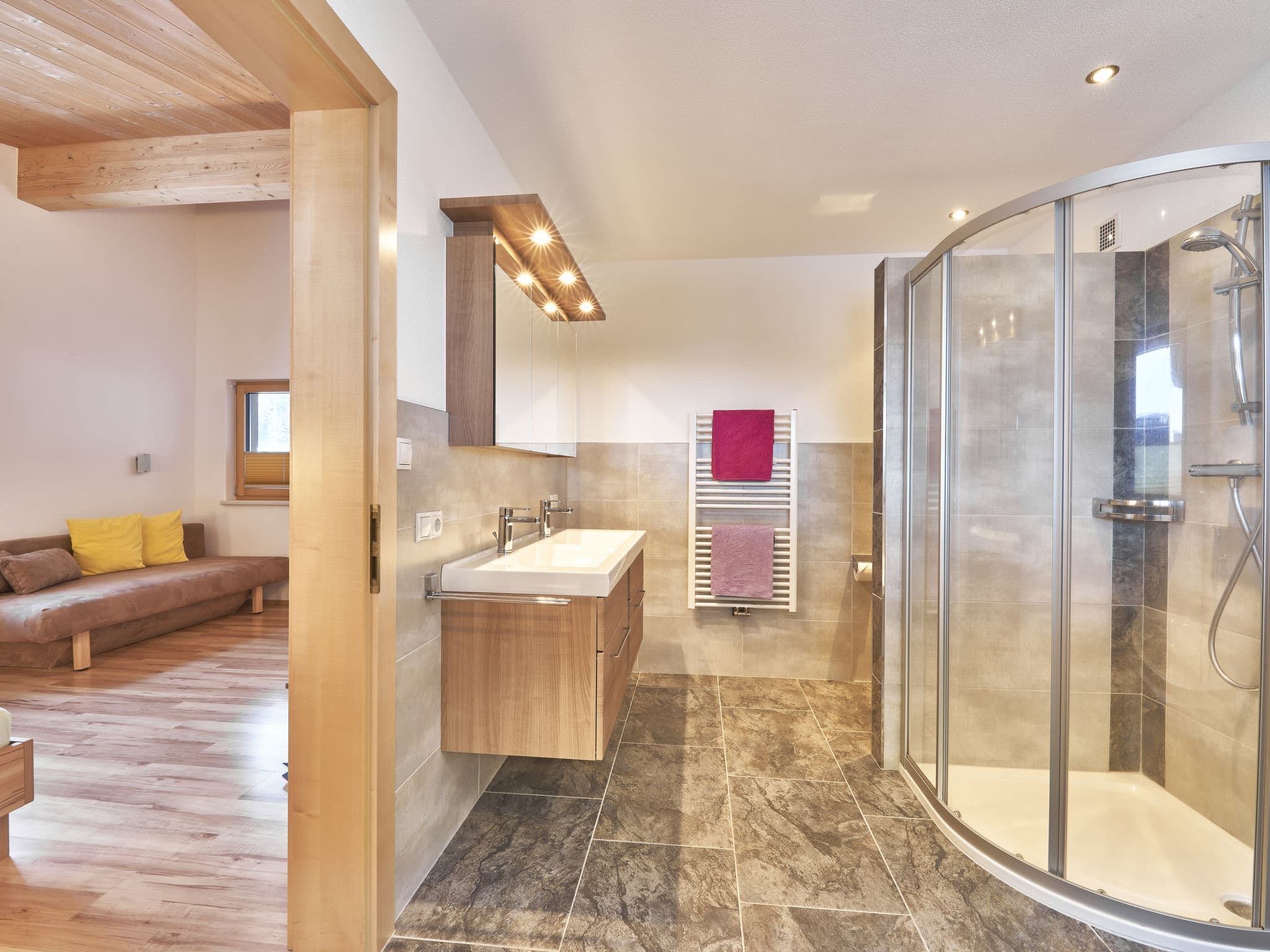 Bathroom / Wellness